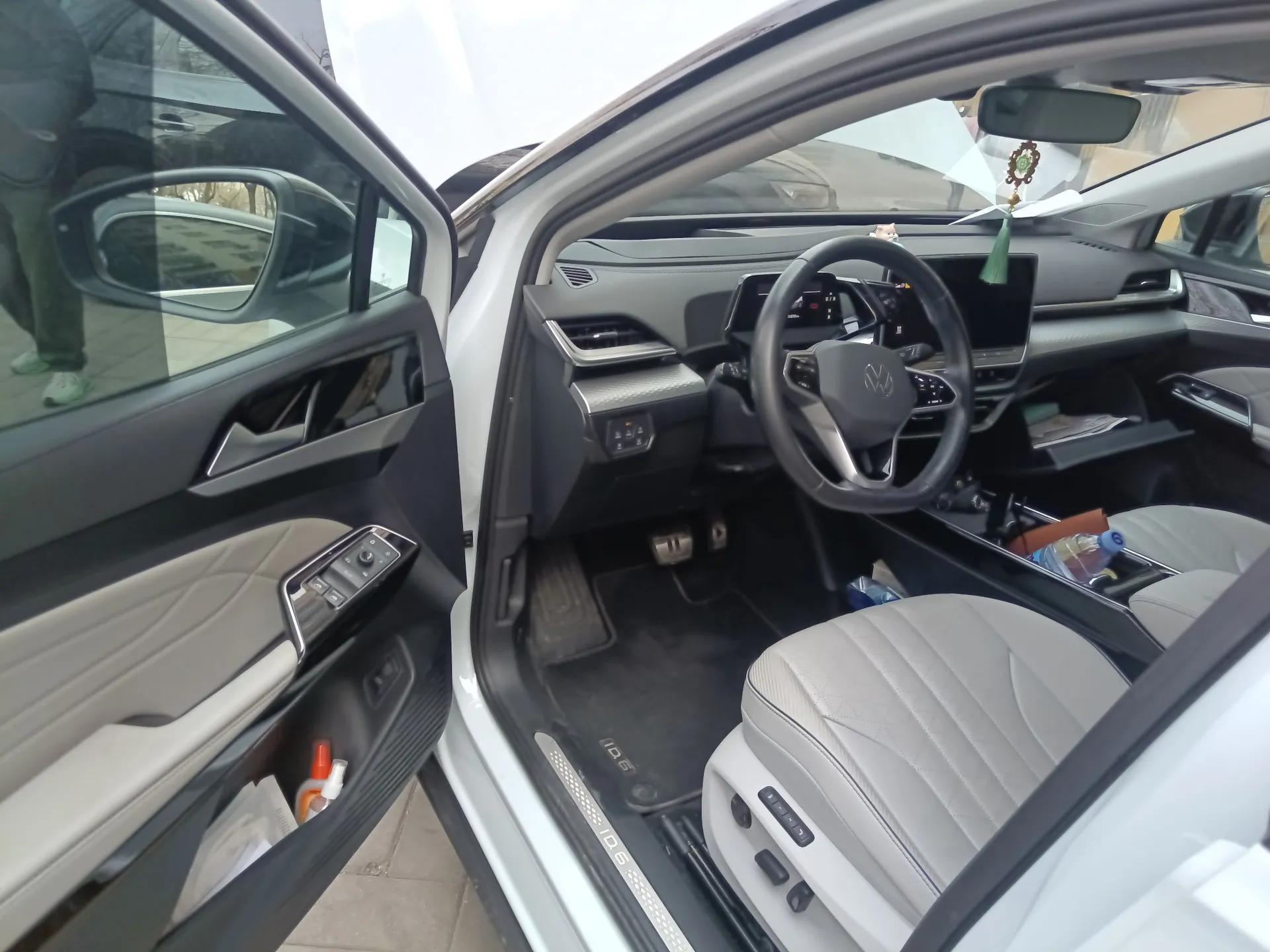 Volkswagen ID.6 X 2022 Smart Enjoyment Long-Range Edition — миниатюра 17