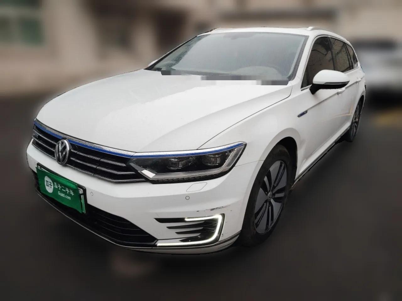 Volkswagen Variant New Energy 2019 GTE model — миниатюра 1