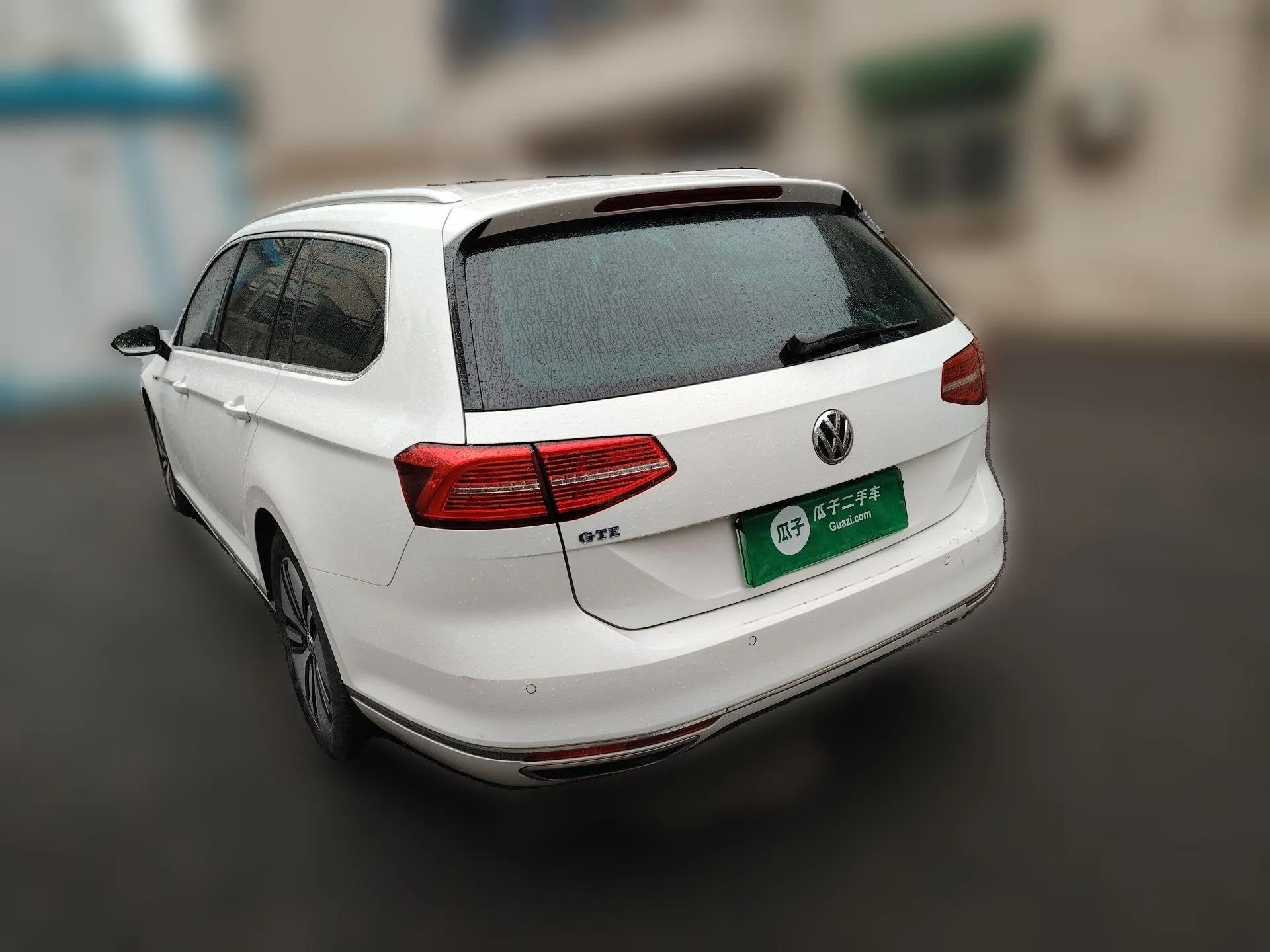 Volkswagen Variant New Energy 2019 GTE model — миниатюра 4