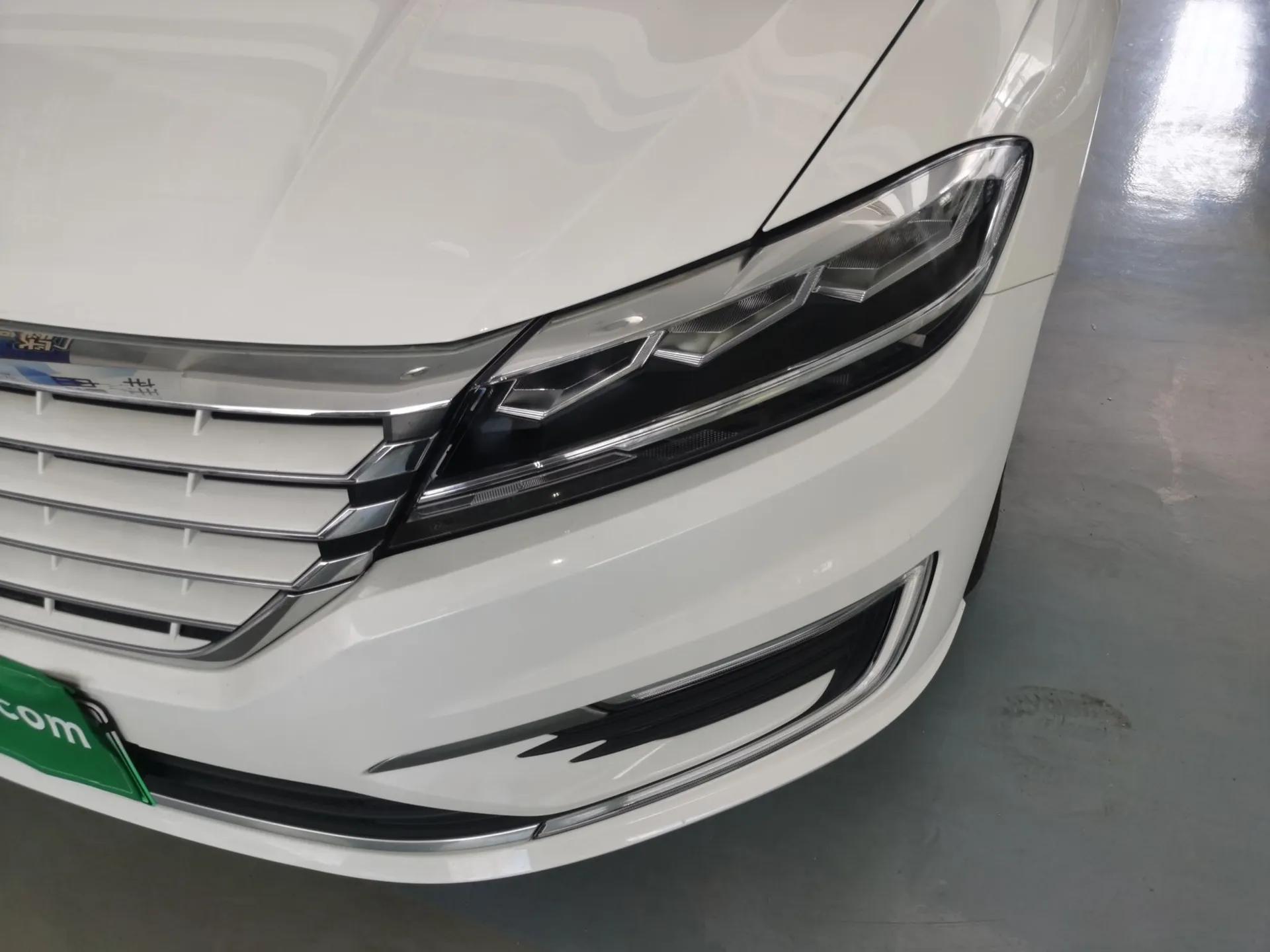 Volkswagen Lavida Pure Electric 2019 Enjoyment Edition — миниатюра 3