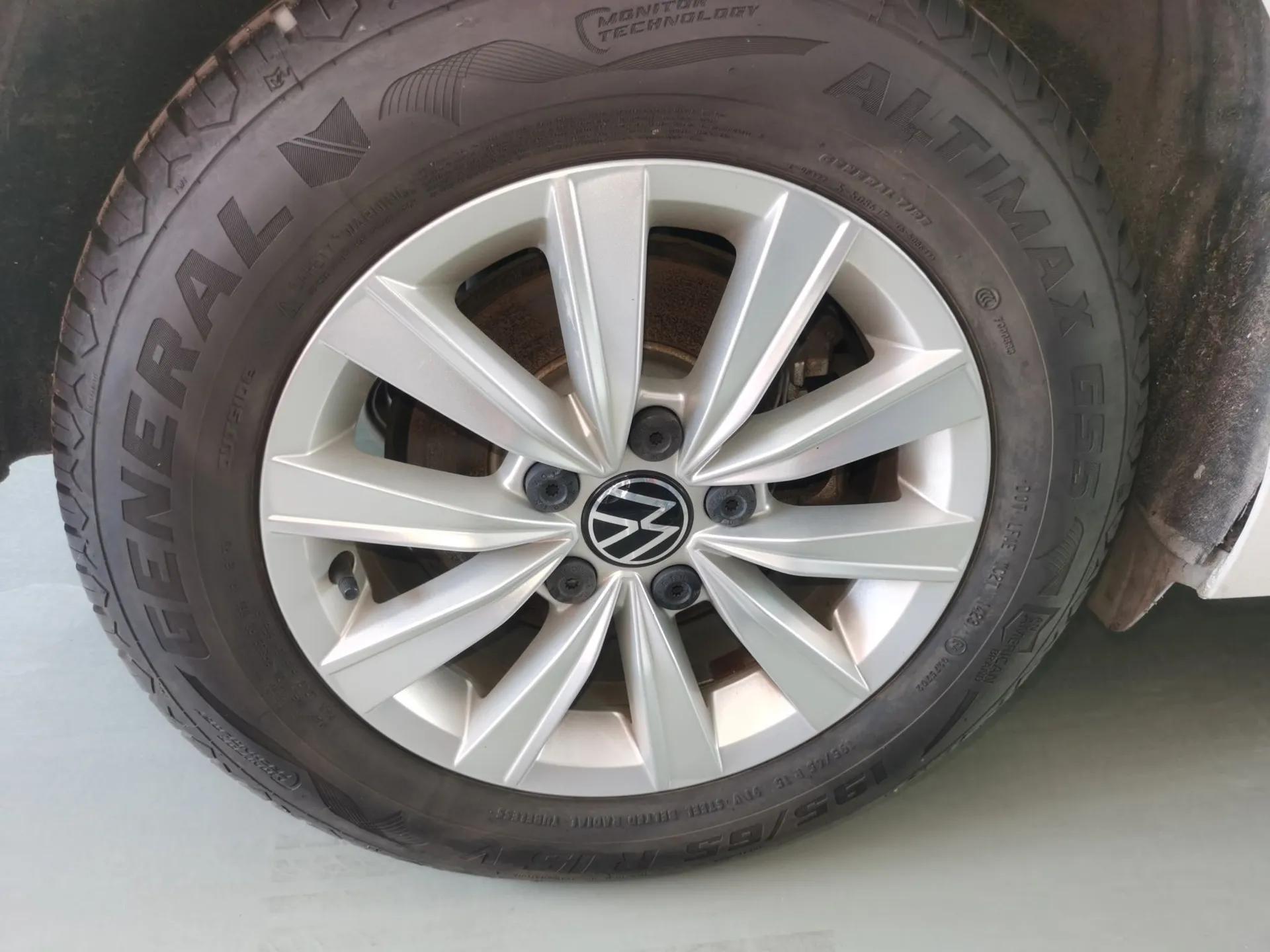 Volkswagen Lavida Pure Electric 2019 Enjoyment Edition — миниатюра 10
