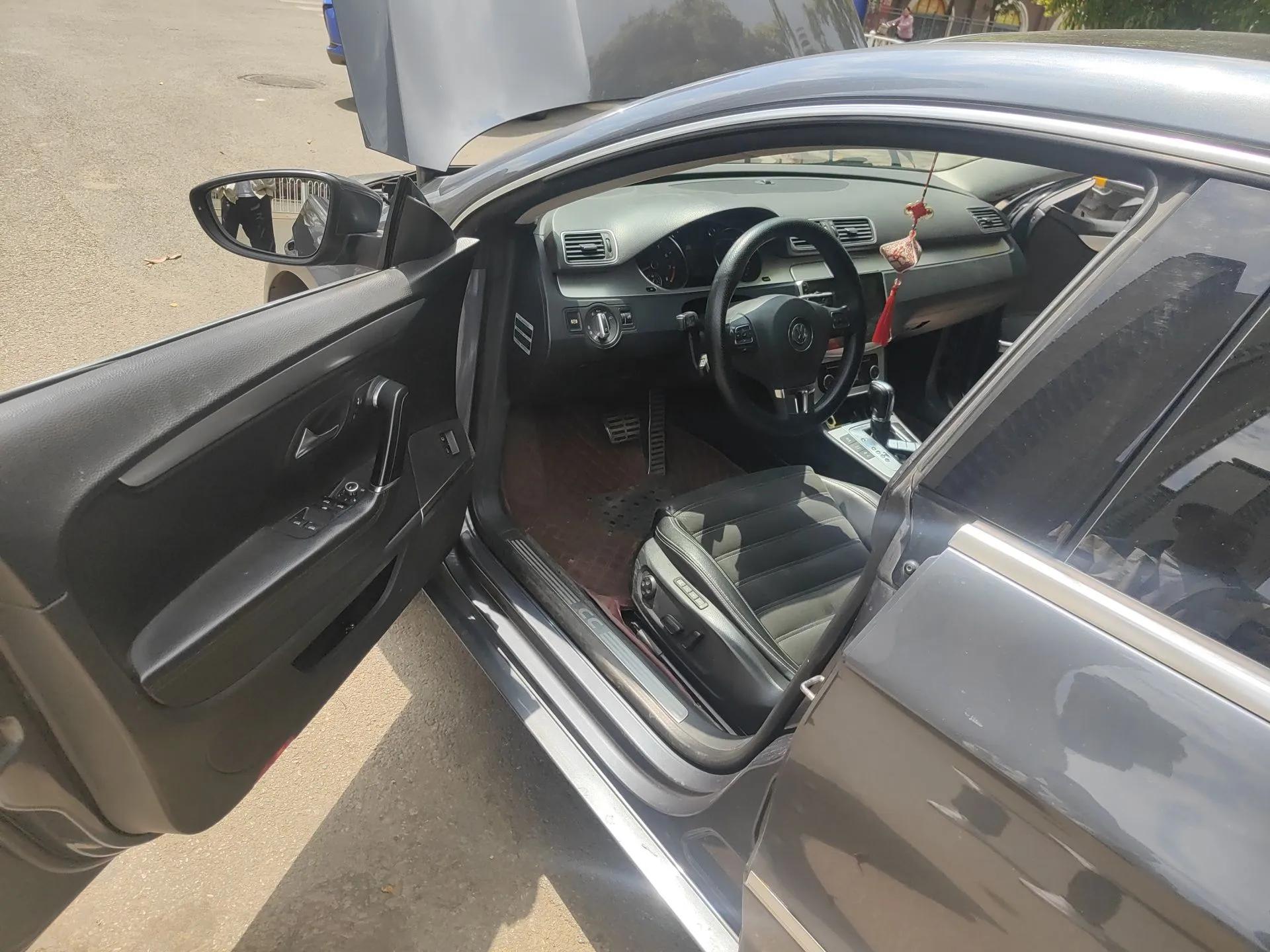 Volkswagen CC 2011 2.0 TSI Ultimate Edition — миниатюра 17