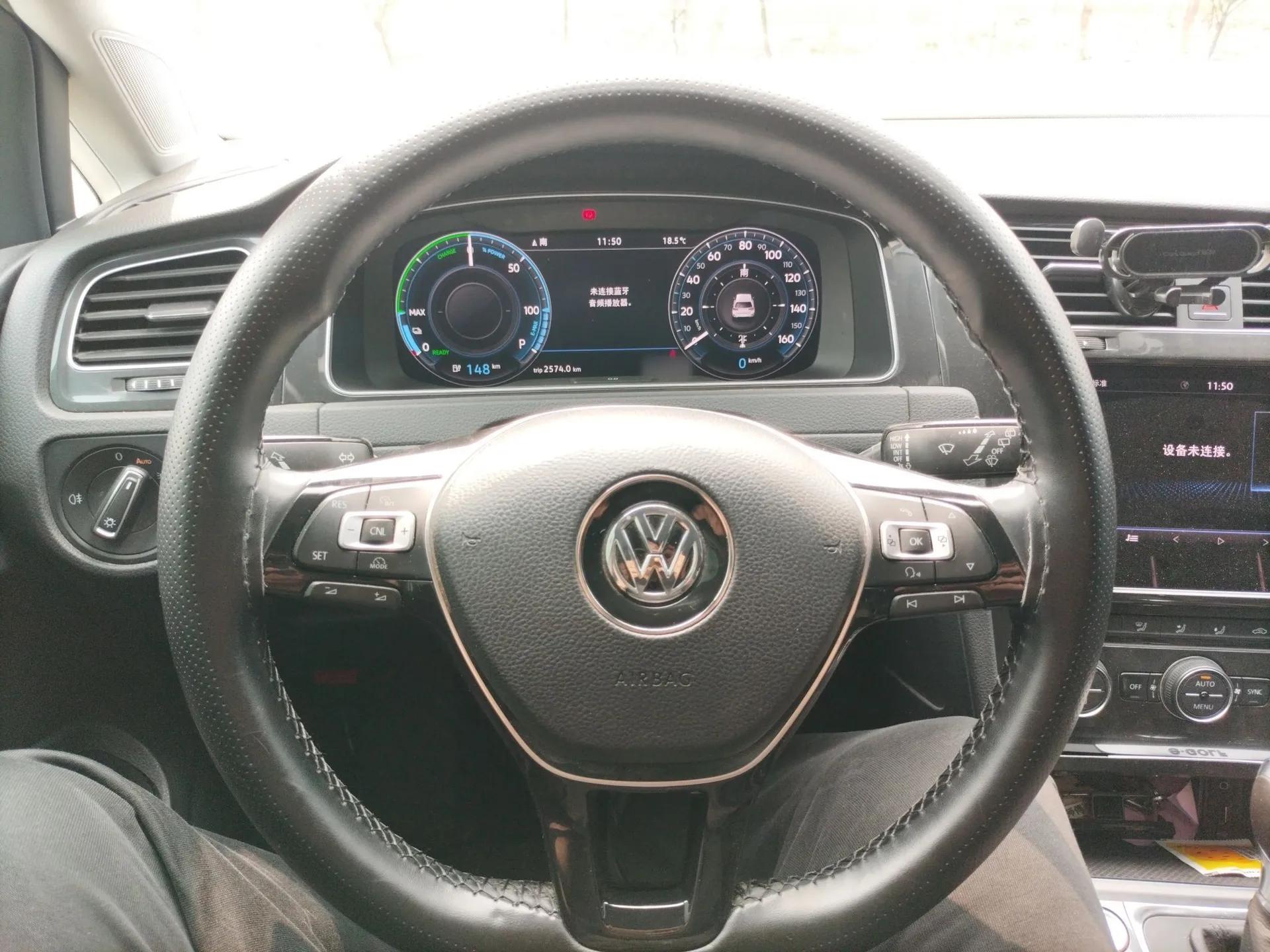 Volkswagen Golf New Energy 2018 e-Golf — миниатюра 14