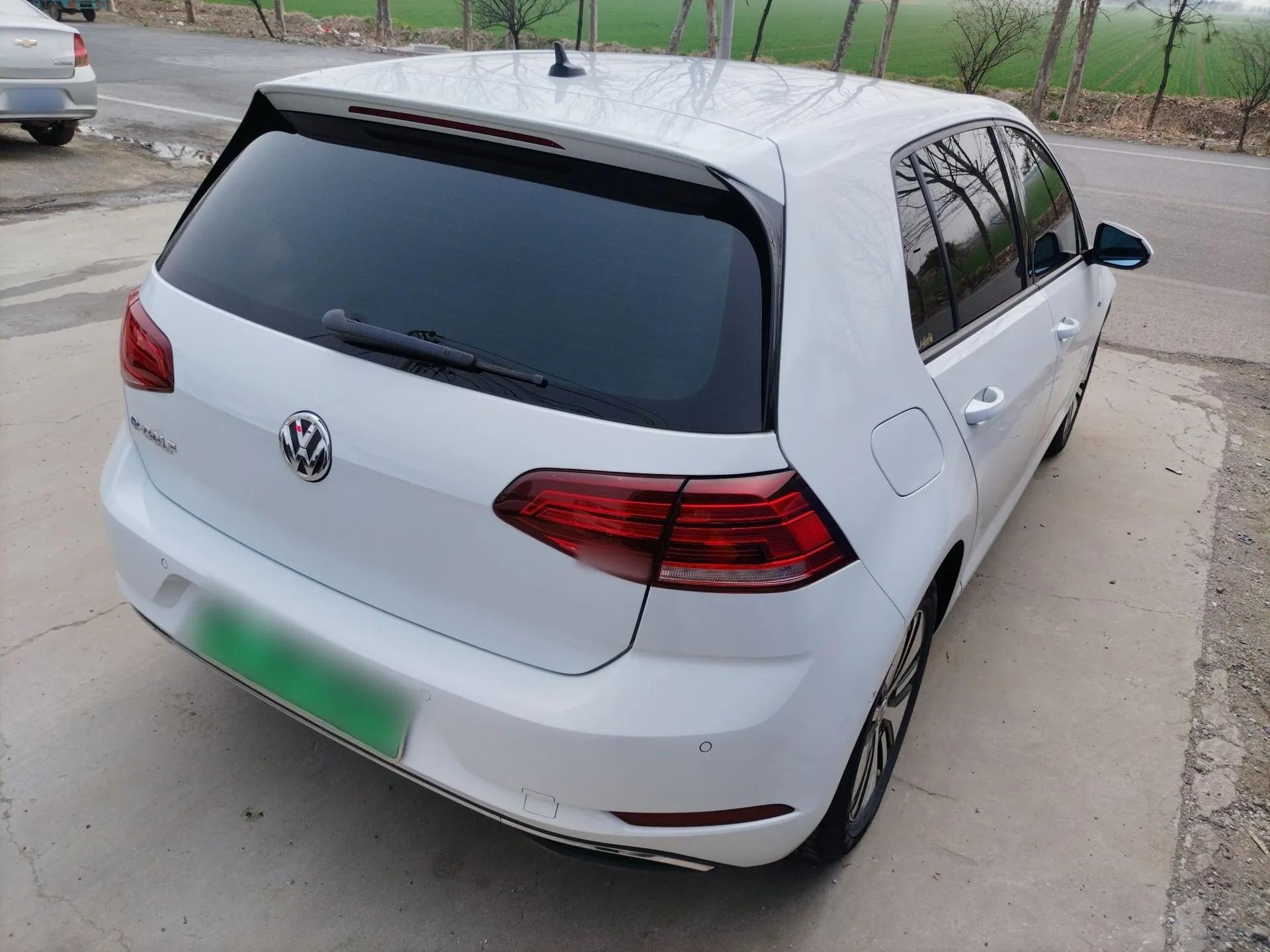 Volkswagen Golf New Energy 2018 e-Golf — миниатюра 6
