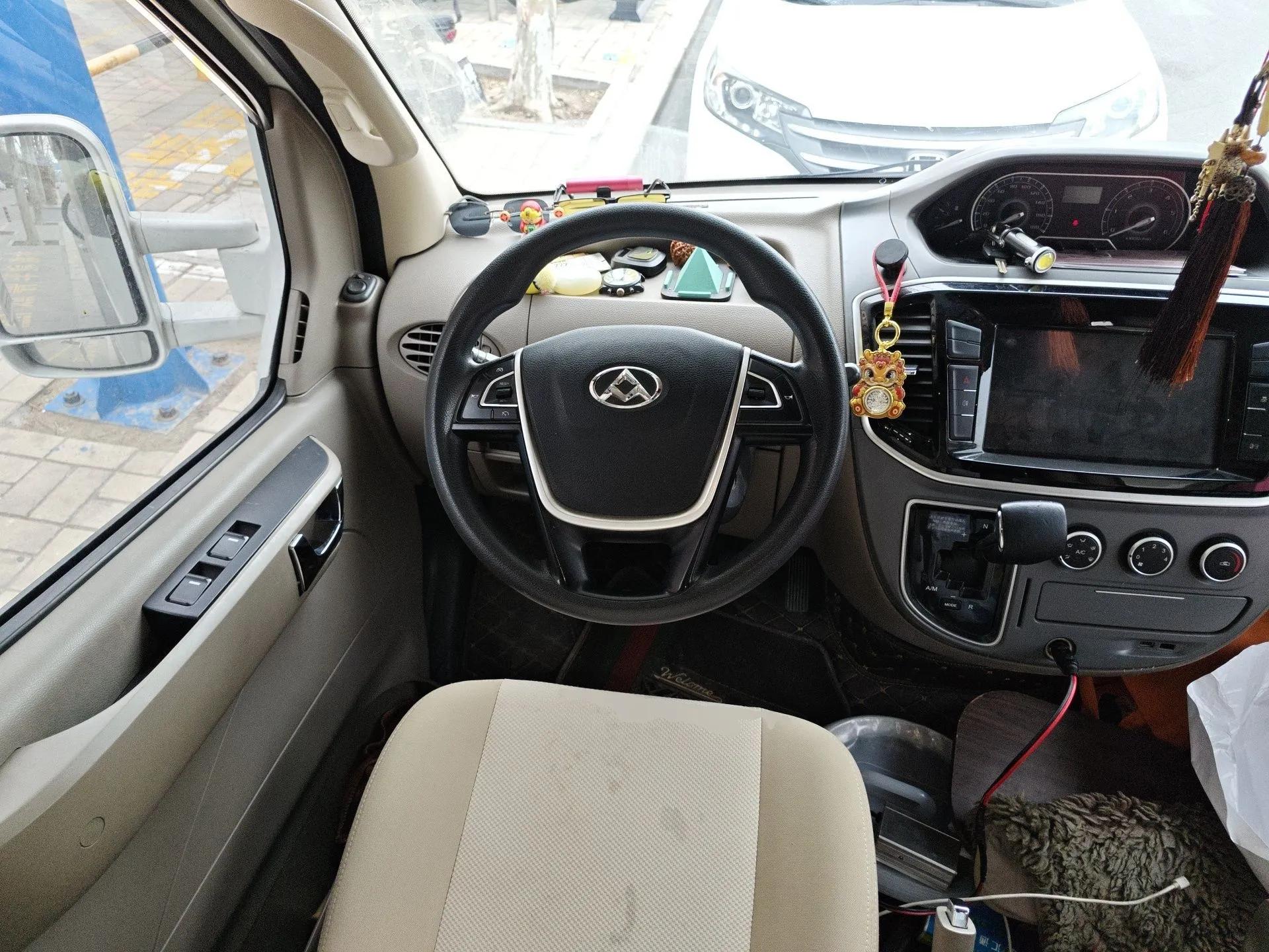SAIC MAXUS V80 RV  — миниатюра 11