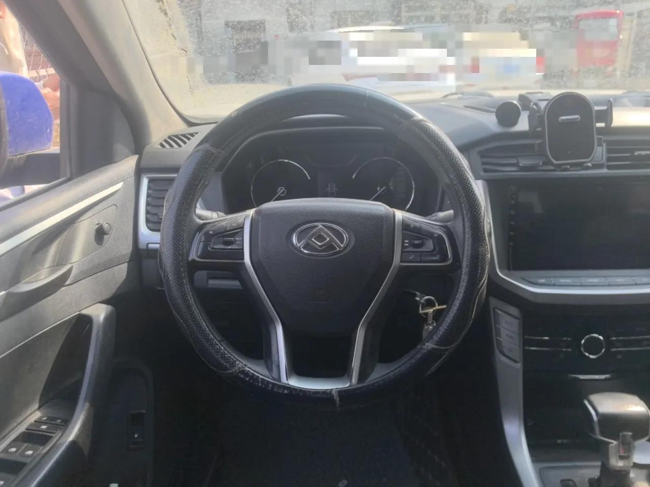 SAIC MAXUS T60 2017 2.0T Gasoline Automatic 4x4 High-Ride Elite Standard Cabin — миниатюра 11