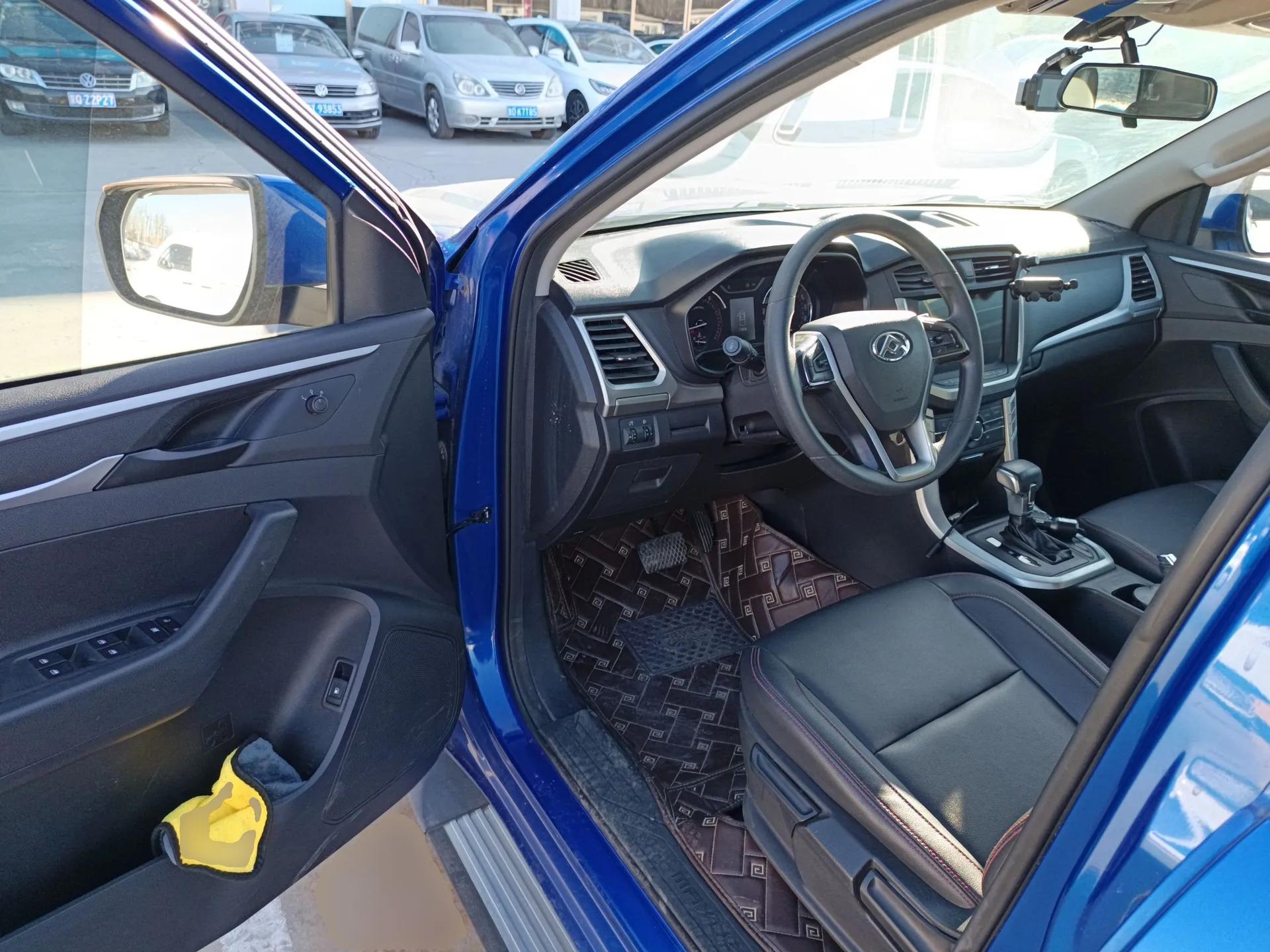 SAIC MAXUS T60 2017 2.0T Gasoline Automatic 4x4 High-Ride Elite Standard Cabin — миниатюра 19