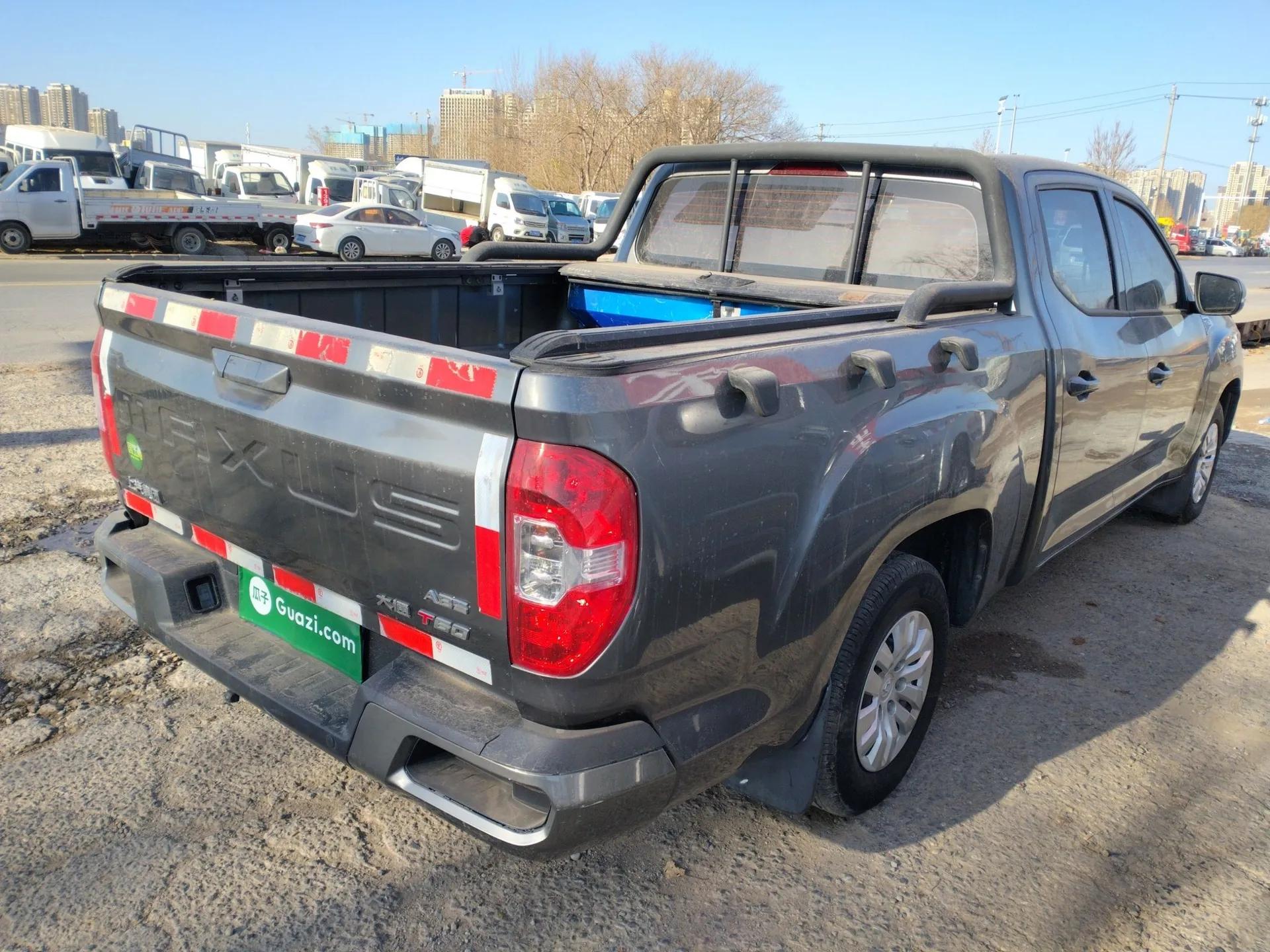 SAIC MAXUS T60 2017 2.8T Diesel Manual Two-Wheel Drive Low-Profile Comfort Version Long Wheelbase China V Emission Standard — миниатюра 7