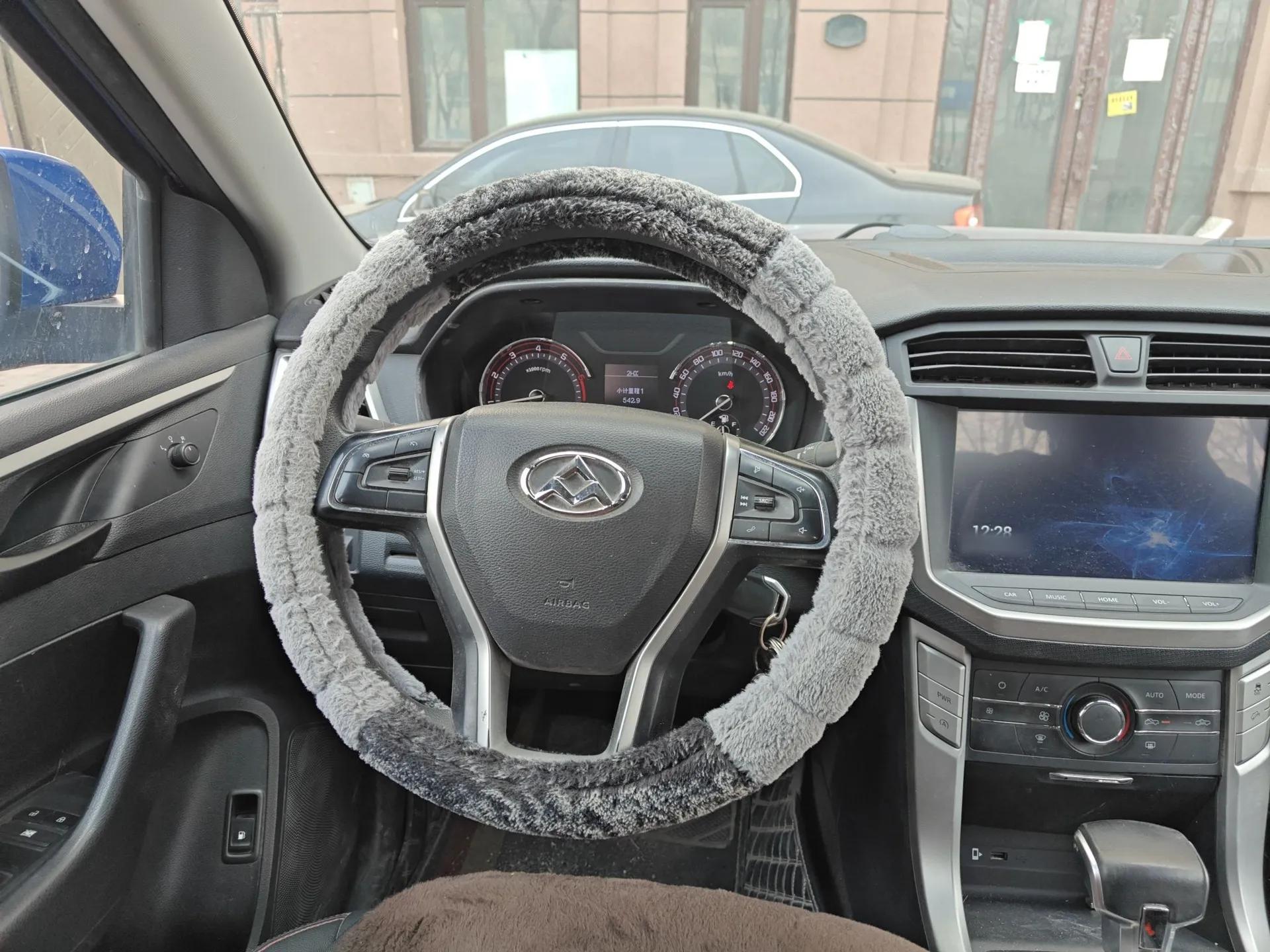 SAIC MAXUS T60 2017 2.0T Gasoline Automatic 4x4 High-Ride Elite Standard Cabin — миниатюра 11