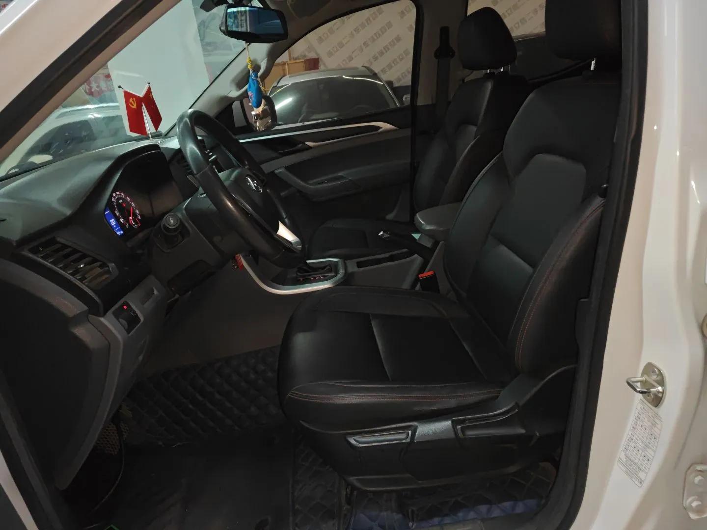 SAIC MAXUS T60 2017 2.8T Diesel Automatic 4x4 High-Ride Comfort Edition Standard Cabin China V Emission Standard — миниатюра 17