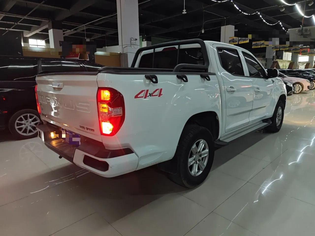 SAIC MAXUS T60 2017 2.8T Diesel Automatic 4x4 High-Ride Comfort Edition Standard Cabin China V Emission Standard — миниатюра 4