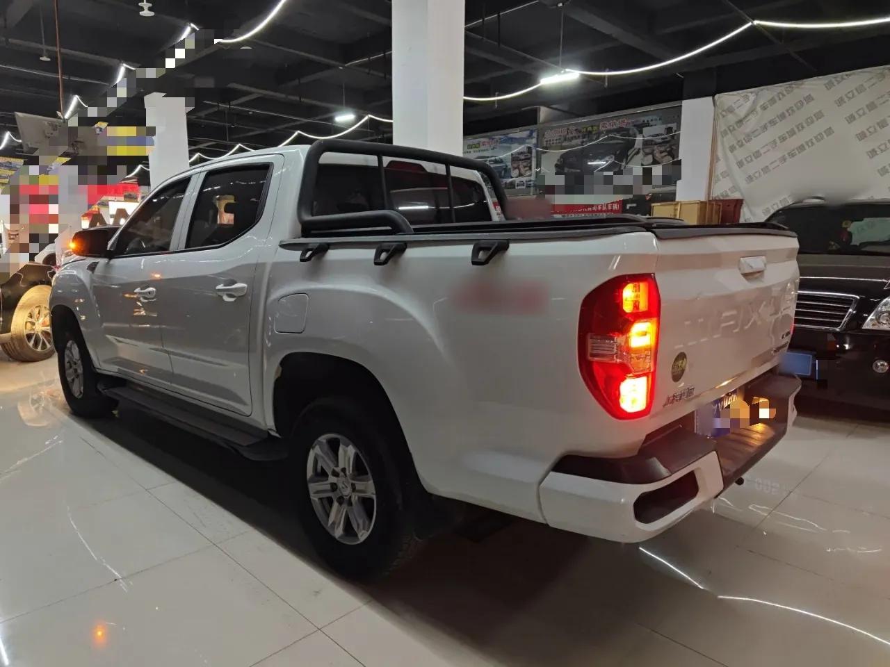 SAIC MAXUS T60 2017 2.8T Diesel Automatic 4x4 High-Ride Comfort Edition Standard Cabin China V Emission Standard — миниатюра 7