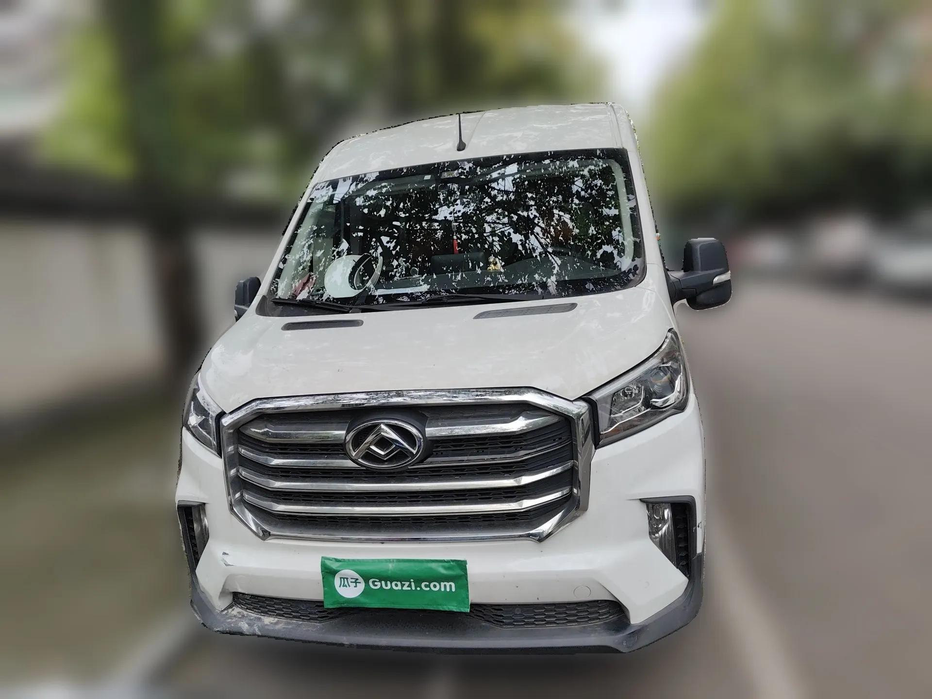SAIC MAXUS Xintu V90 2021 2.0T Manual Zhiyun King Rear-Drive Single-Tire Long Wheelbase High-Roof 7-Seater — миниатюра 2