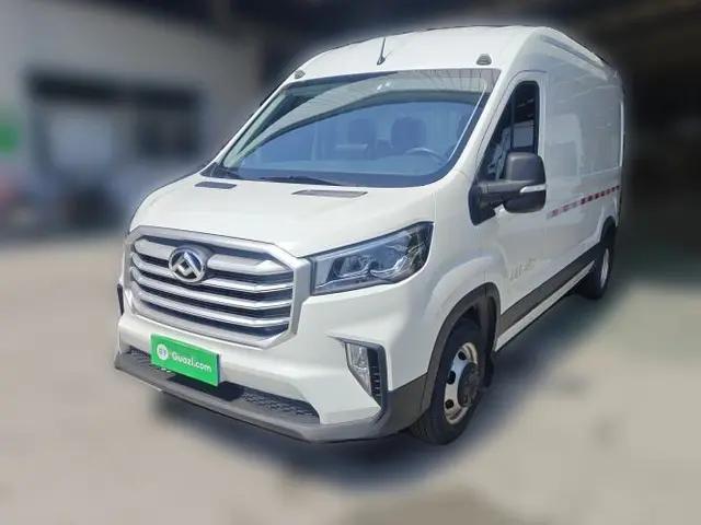 SAIC MAXUS Xintu V90 2024 Zhiyun 2.0T Manual Rear-Drive Extended-Wheelbase High-Roof Model with Dual Rear Tires and 3 Seats