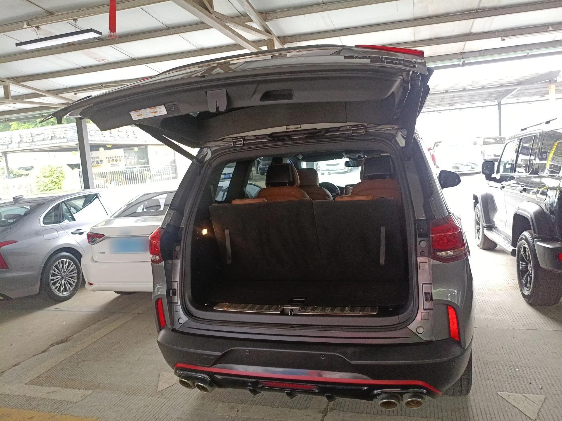 SAIC MAXUS D90 Pro 2020 2.0T Gasoline 4x4 Flagship Edition 6 Seats — миниатюра 22