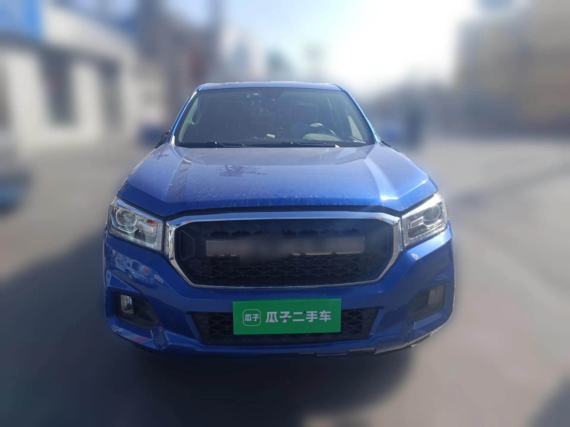 SAIC MAXUS T70 2020 2.0T Gasoline Automatic Two-Wheel Drive Elite Trim Standard Box High Ground Clearance — миниатюра 2