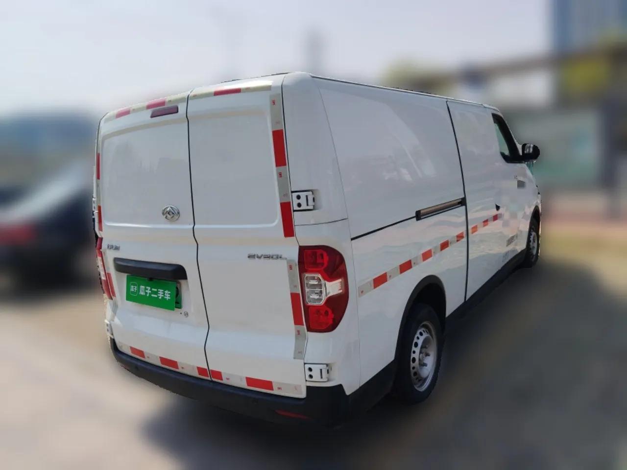 SAIC MAXUS EV30 2022 Pure-Electric Smart Logistics Expert with Long Wheelbase Guoxuan — миниатюра 6