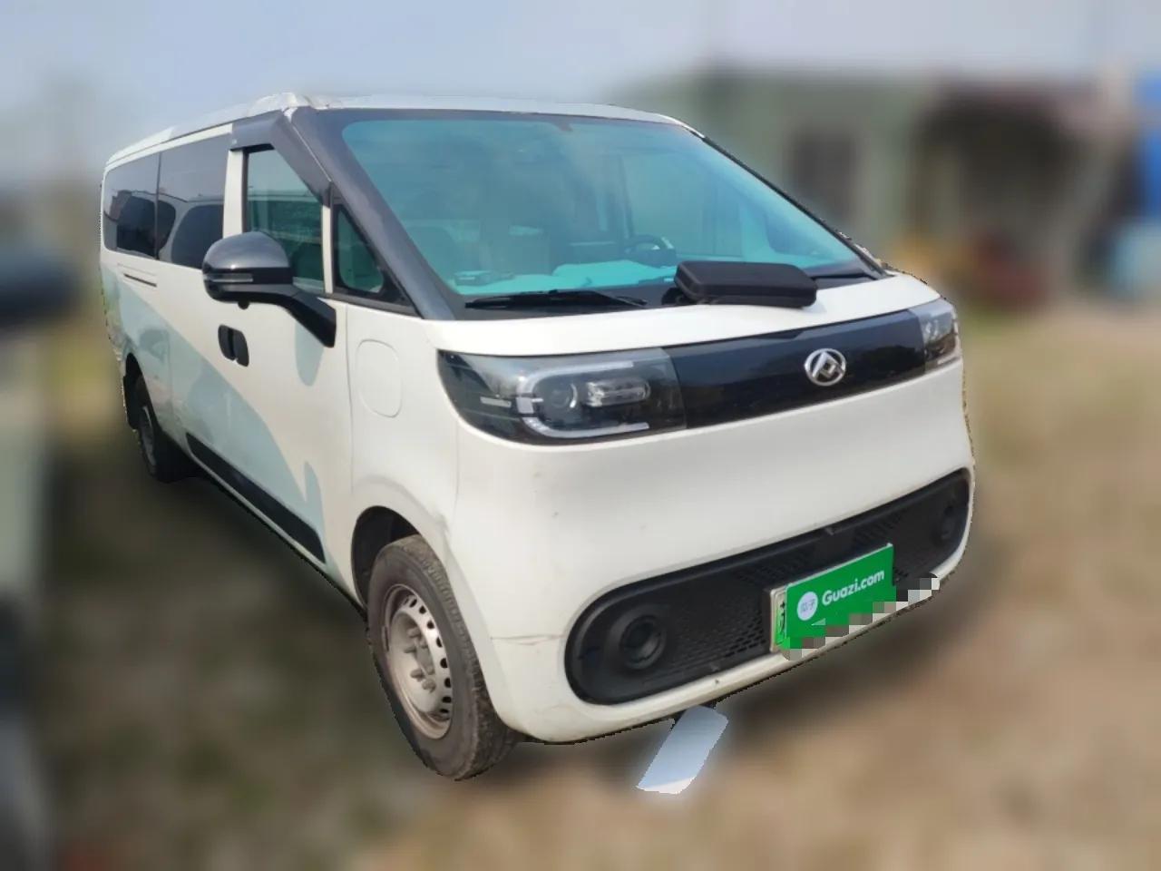 SAIC MAXUS Dana V1 2025 V1+ Long Wheelbase Low-Roof Multi-Function Version (62 kWh) — миниатюра 3