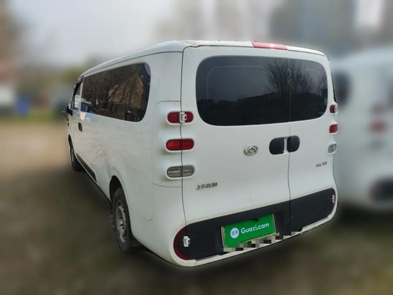 SAIC MAXUS Dana V1 2025 V1+ Long Wheelbase Low-Roof Multi-Function Version (62 kWh) — миниатюра 4