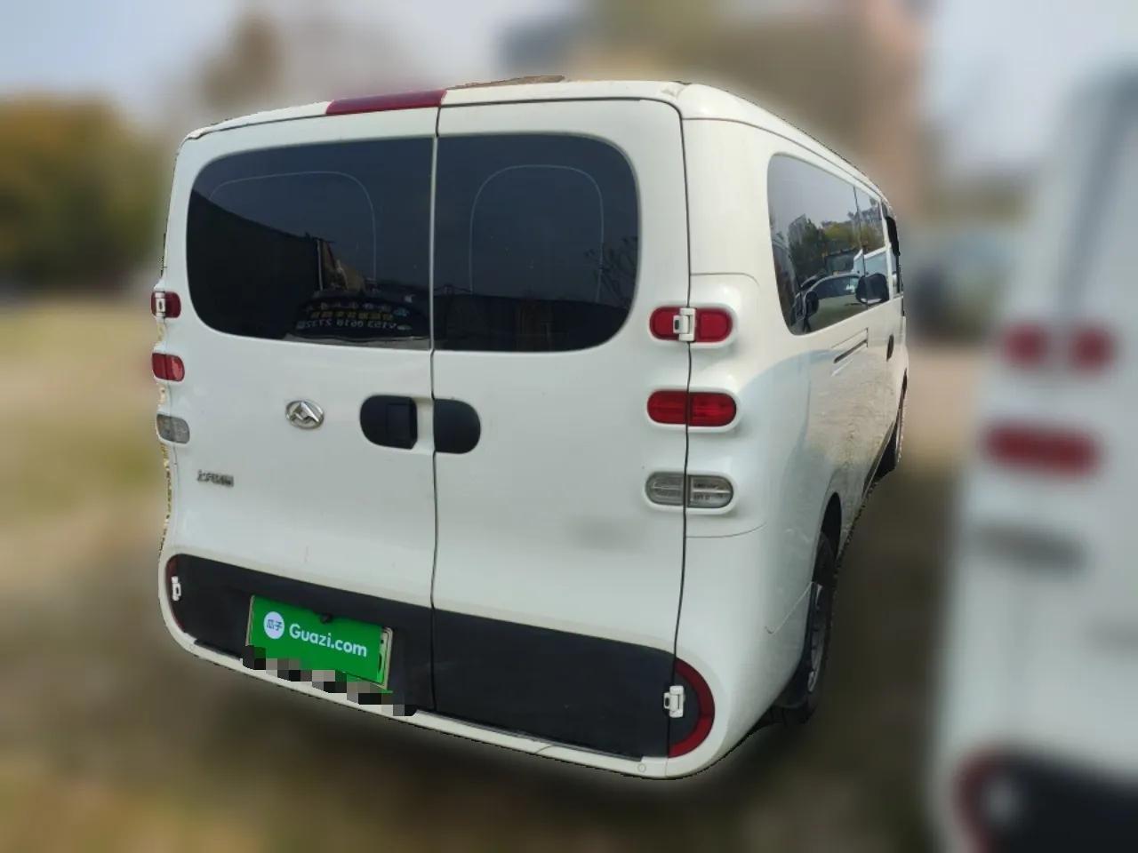 SAIC MAXUS Dana V1 2025 V1+ Long Wheelbase Low-Roof Multi-Function Version (62 kWh) — миниатюра 6