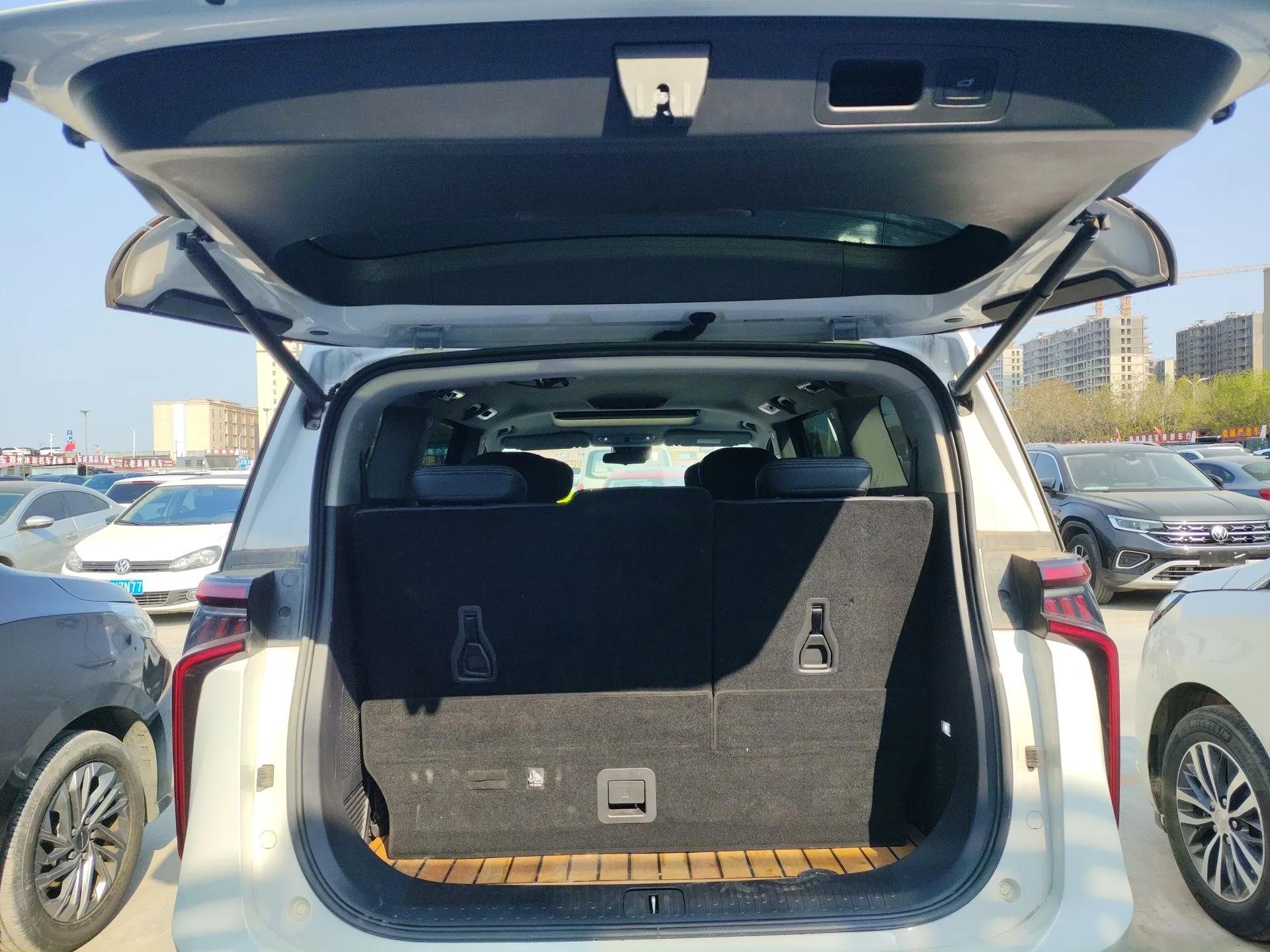 SAIC MAXUS G90 2022 2.0T Galaxy Seven-Seater Version — миниатюра 21