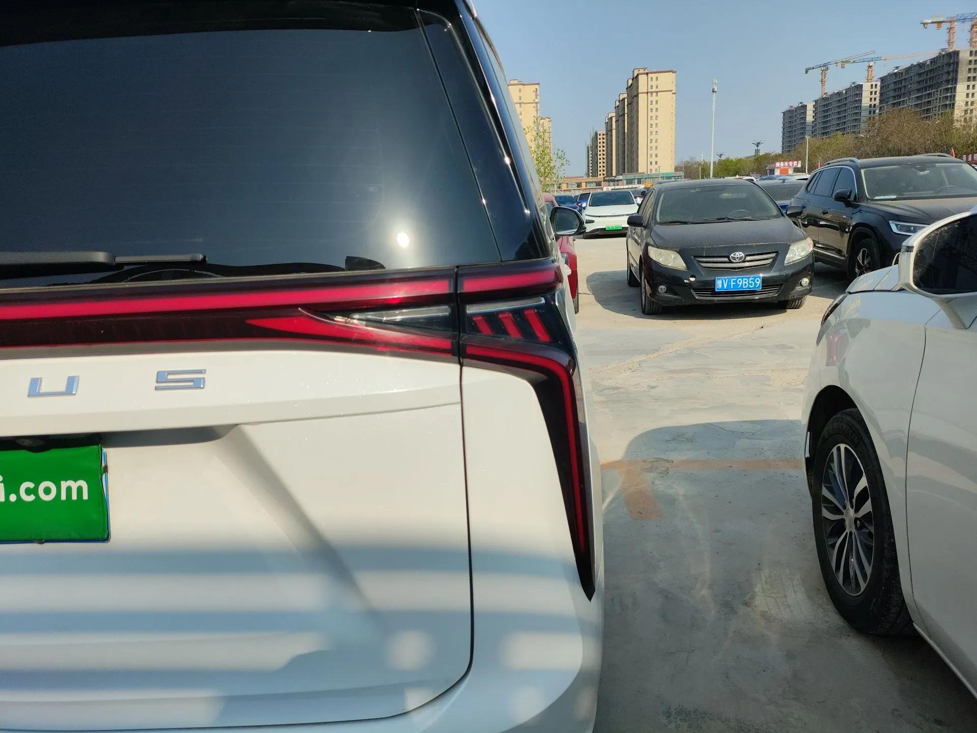 SAIC MAXUS G90 2022 2.0T Galaxy Seven-Seater Version — миниатюра 8
