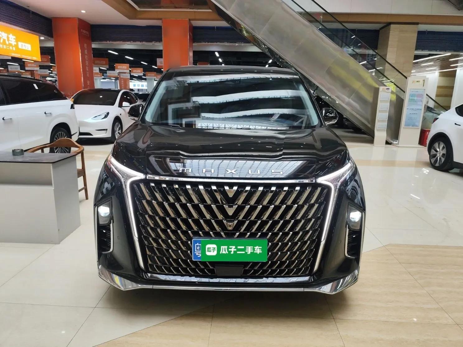 SAIC MAXUS G90 2022 2.0T Interstellar Seven-Seater — миниатюра 2