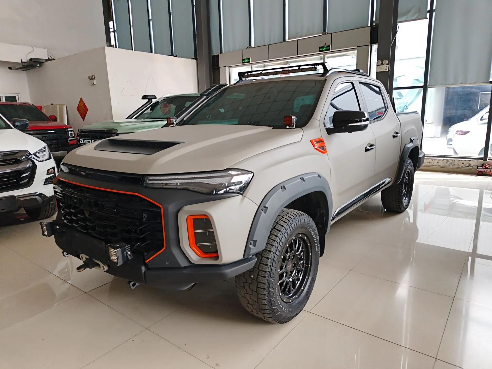 SAIC MAXUS T90 2022 2.0T Diesel Automatic 4x4 SAIC Bull—Demon Standard Cab — миниатюра 1