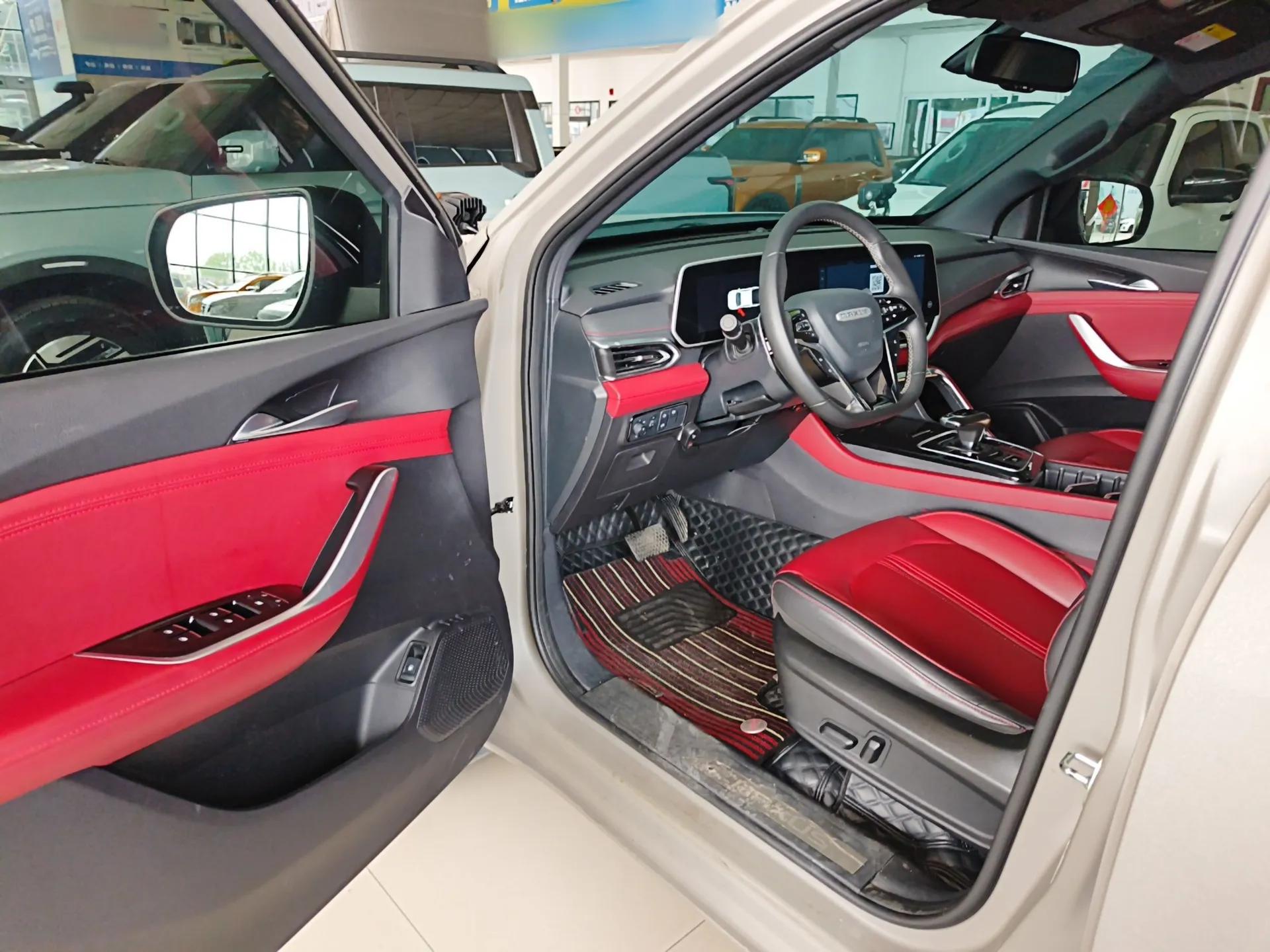 SAIC MAXUS T90 2022 2.0T Diesel Automatic 4x4 SAIC Bull—Demon Standard Cab — миниатюра 18