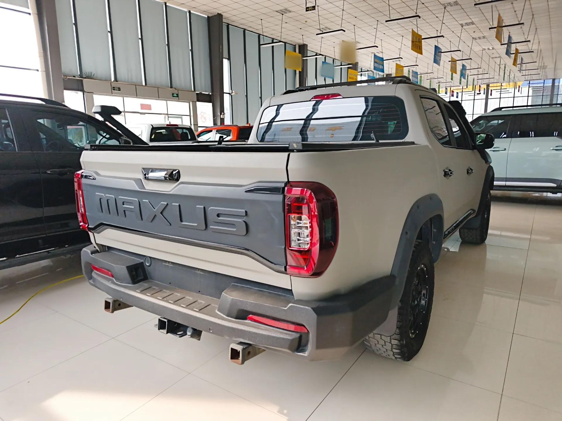 SAIC MAXUS T90 2022 2.0T Diesel Automatic 4x4 SAIC Bull—Demon Standard Cab — миниатюра 4