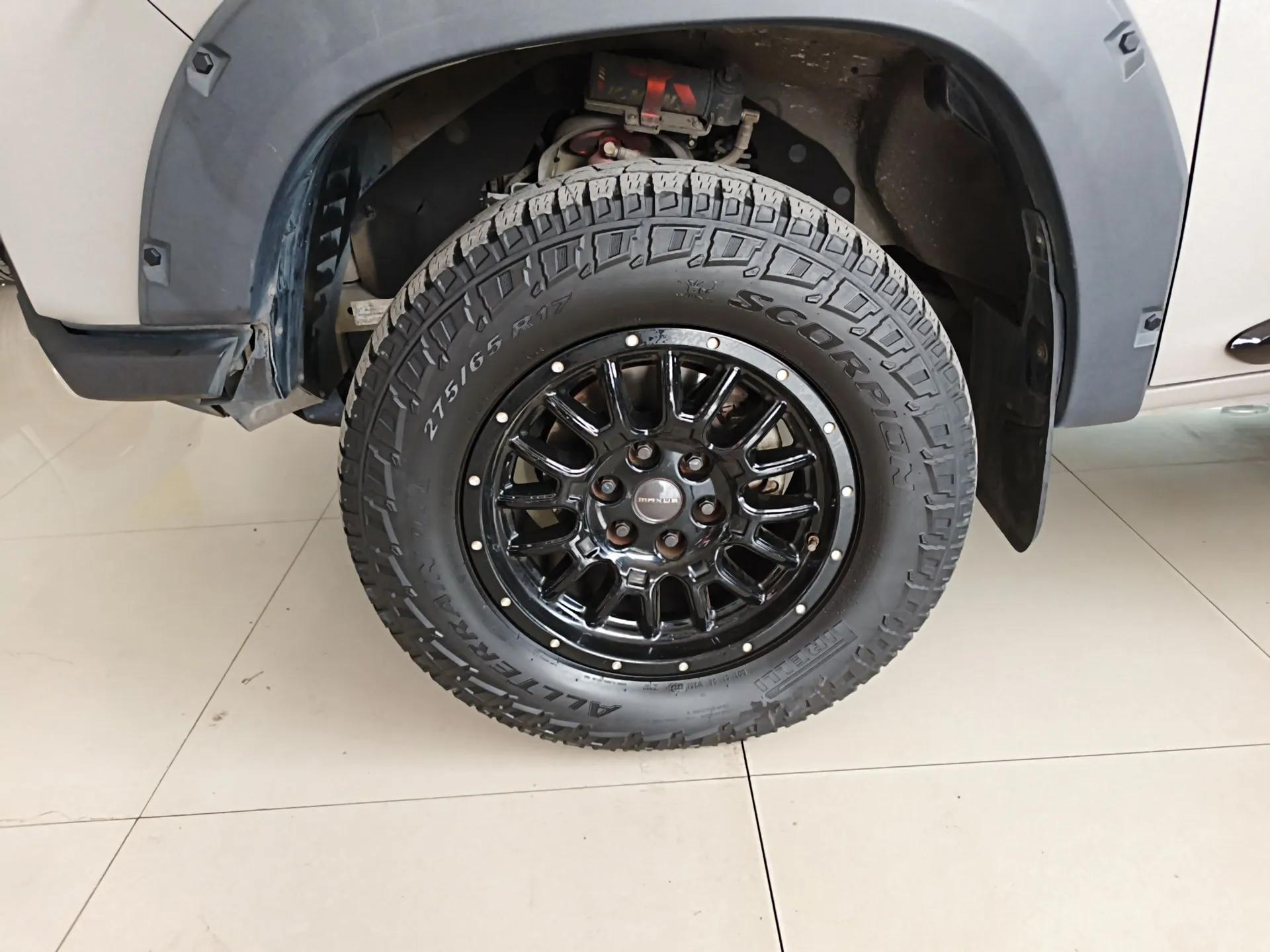 SAIC MAXUS T90 2022 2.0T Diesel Automatic 4x4 SAIC Bull—Demon Standard Cab — миниатюра 9