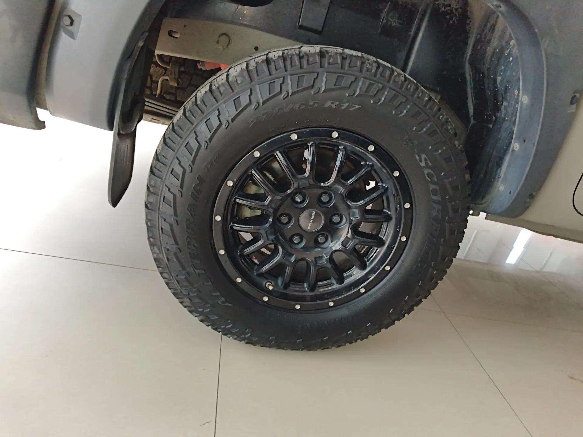 SAIC MAXUS T90 2022 2.0T Diesel Automatic 4x4 SAIC Bull—Demon Standard Cab — миниатюра 10