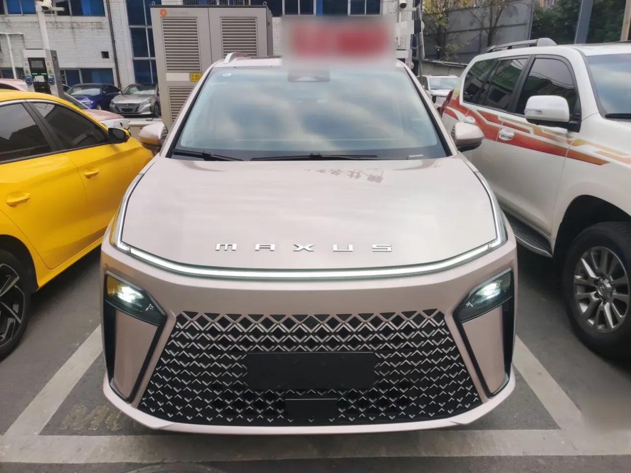 SAIC MAXUS G70 2024 2.0T Automatic Flagship Version 7 Seats — миниатюра 2