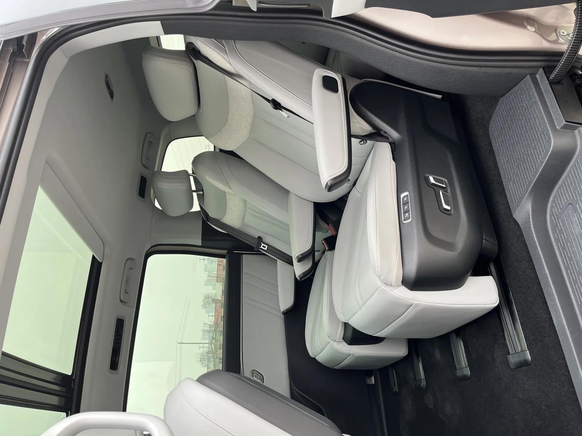SAIC MAXUS G70 2024 2.0T Automatic Flagship Version 7 Seats — миниатюра 17