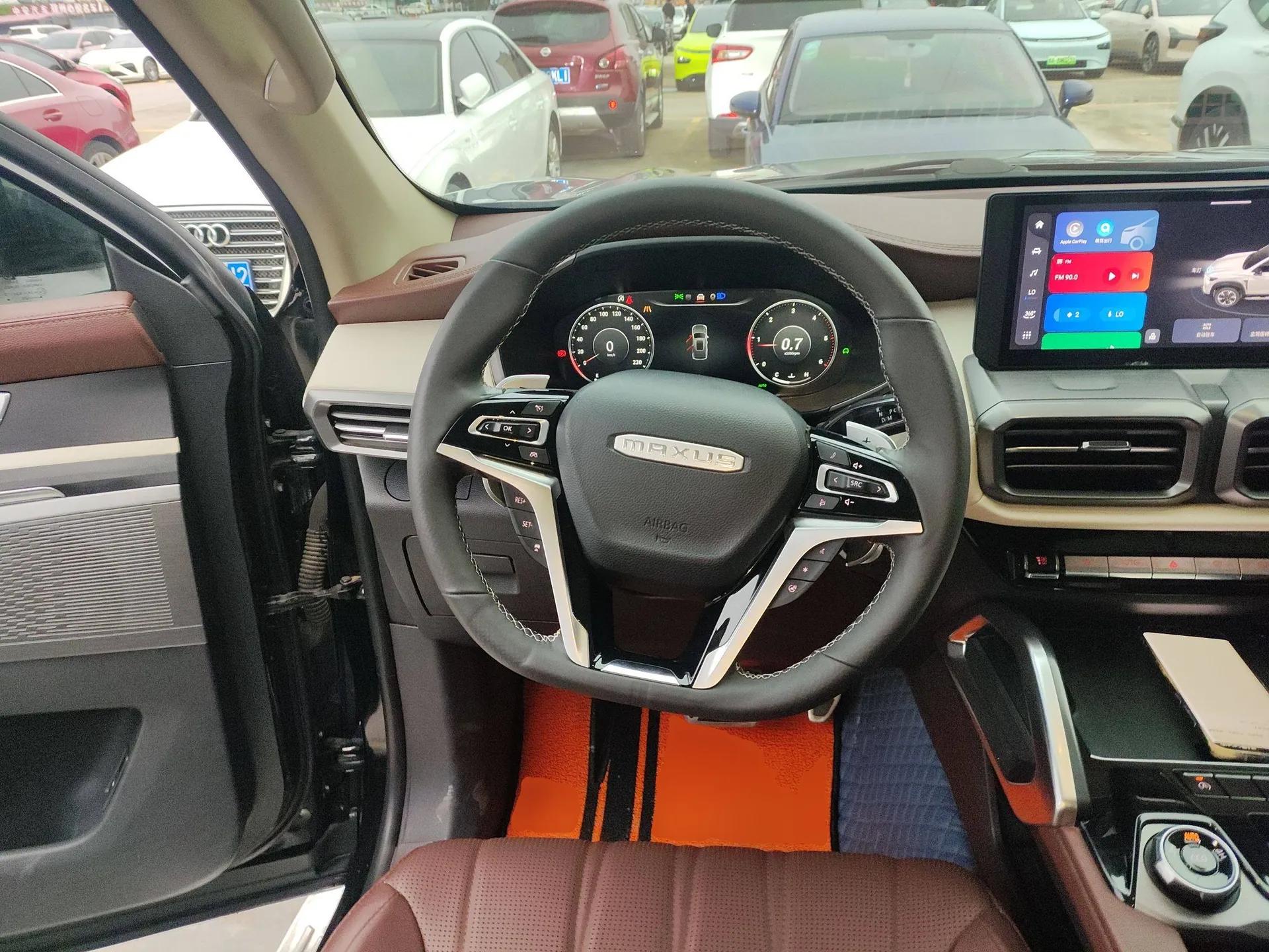 SAIC MAXUS Territory 2023 2.0T All-Out Flagship Version 6 Seats — миниатюра 14