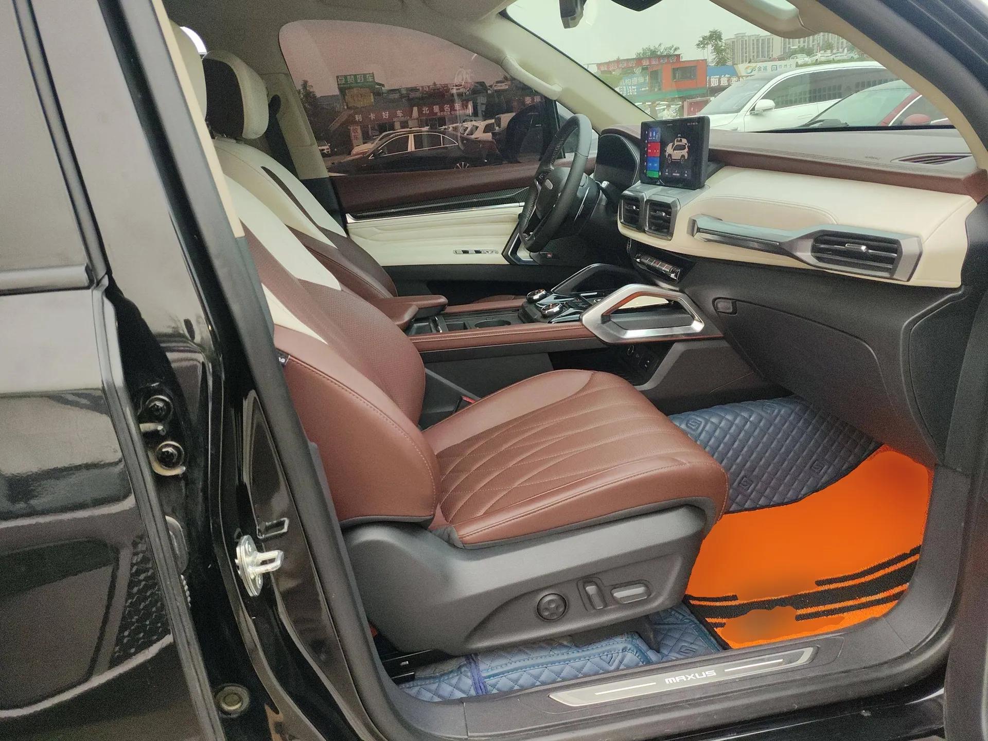 SAIC MAXUS Territory 2023 2.0T All-Out Flagship Version 6 Seats — миниатюра 27