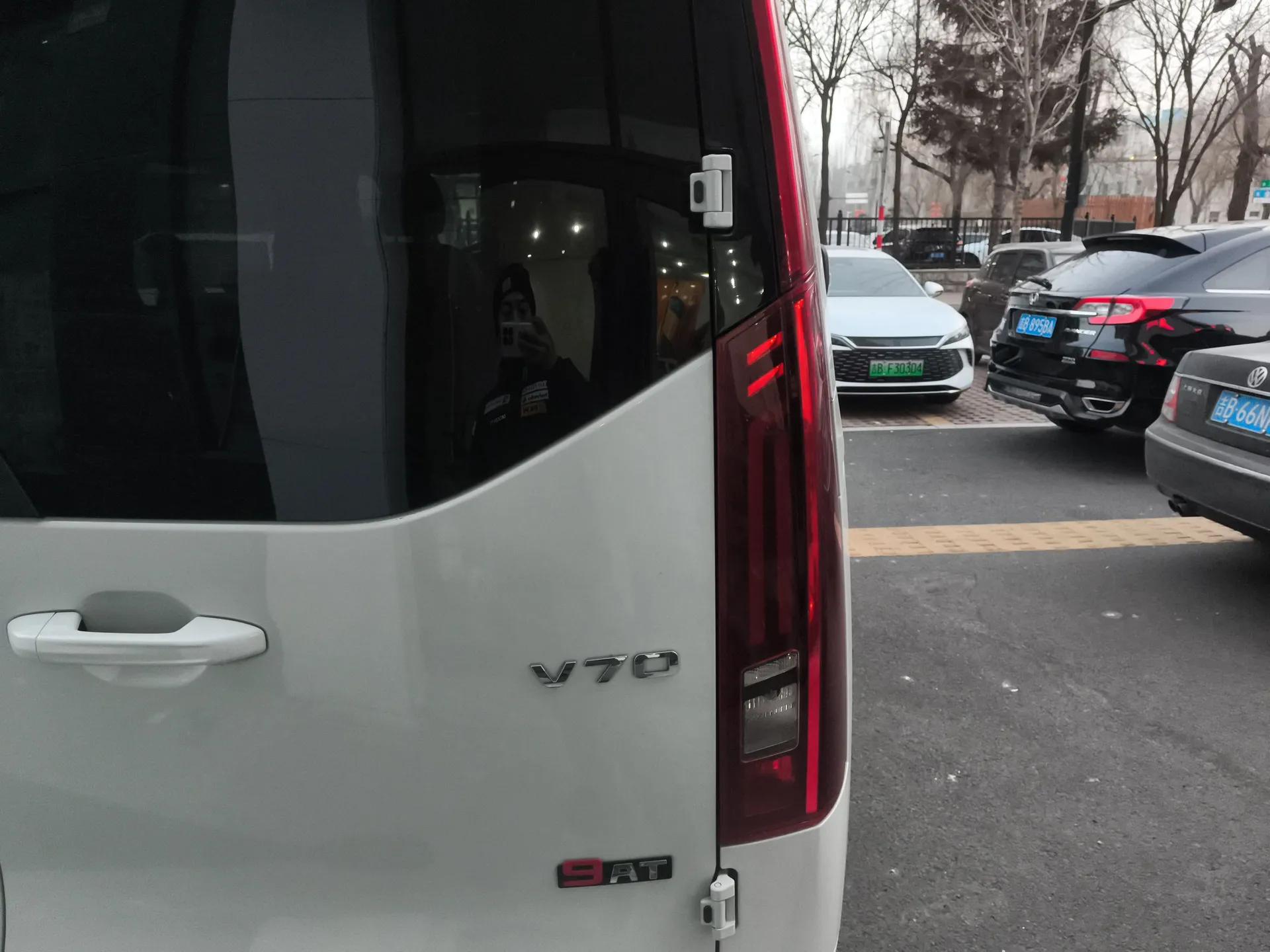 SAIC MAXUS Xintu V70 2025 2.0T Automatic Short Wheelbase Ultra-Low Roof Elite Edition – 5/6 Seats — миниатюра 7