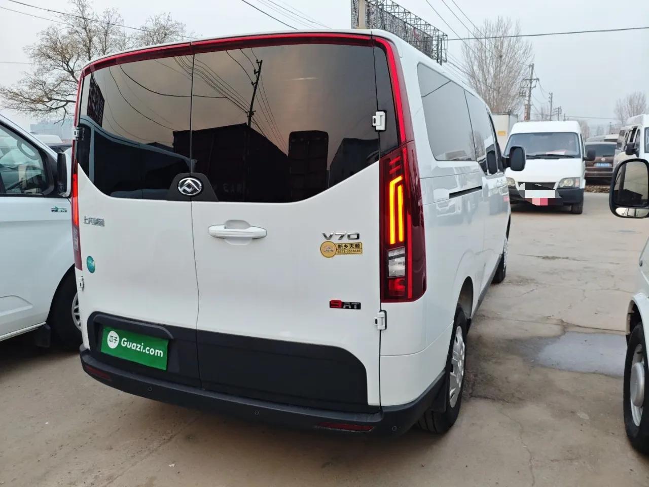 SAIC MAXUS Xintu V70 2023 2.0T Elite Edition Automatic Long Wheelbase Low Roof – 6/7 Seats — миниатюра 7