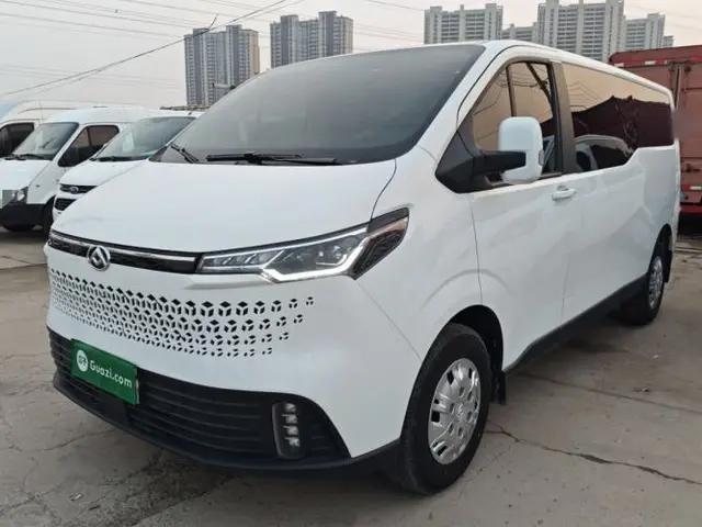 SAIC MAXUS Xintu V70 2023 2.0T Elite Edition Automatic Long Wheelbase Low Roof – 6/7 Seats