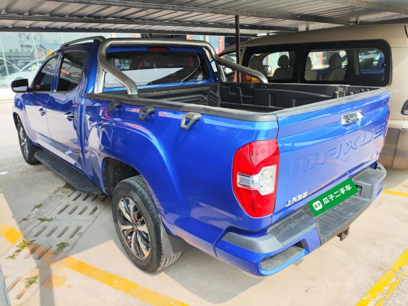 SAIC MAXUS Xingji 2023 Starry L 2.0T Diesel Automatic 2WD Elite Edition Long Bed — миниатюра 4