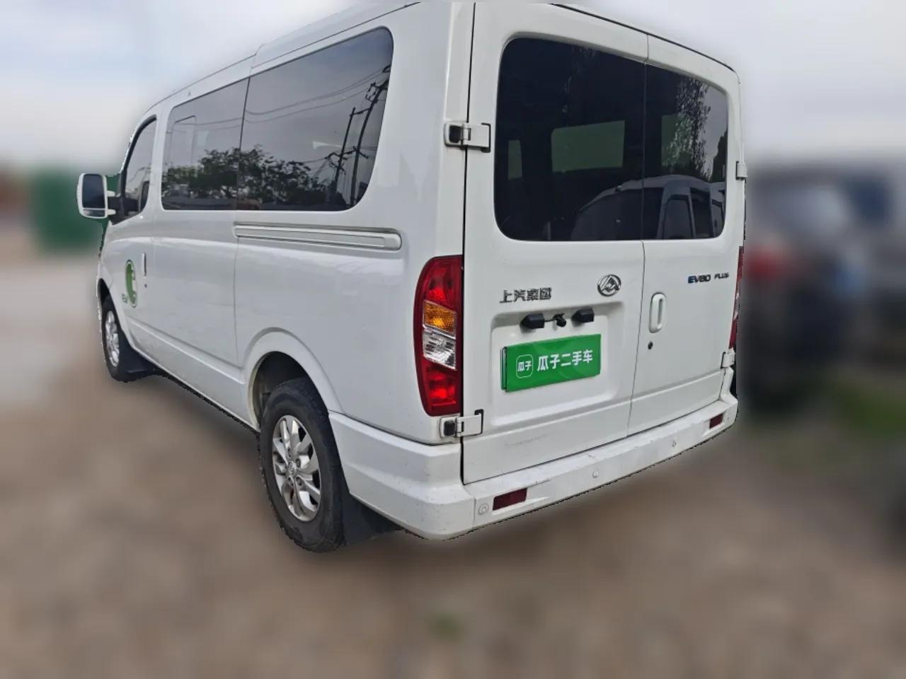 SAIC MAXUS Xintu EV80 2023 EV80 PLUS Multi-Functional Passenger Vehicle Short Wheelbase Low Roof — миниатюра 4
