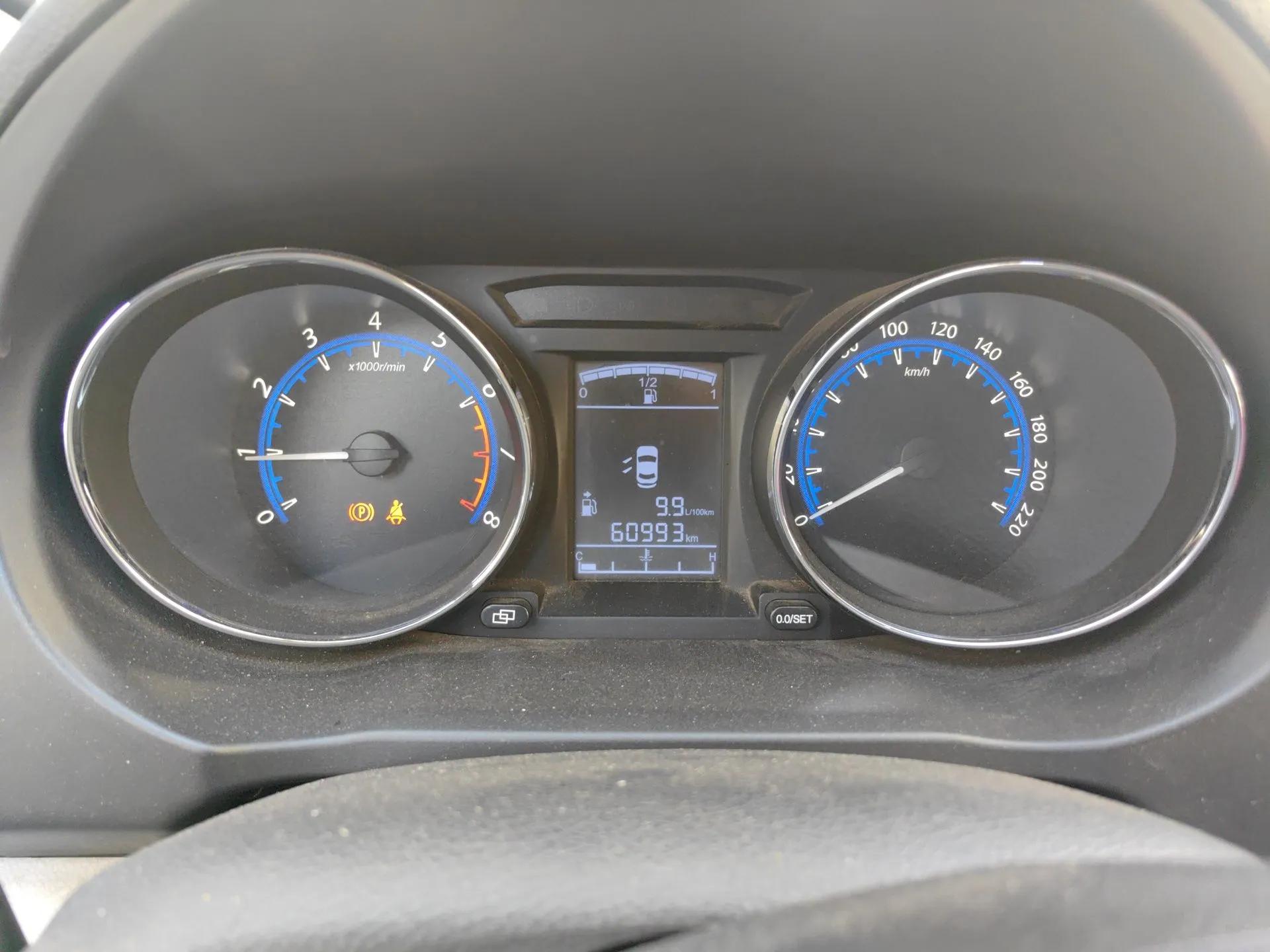 FORTHING S500 2016 1.6L Manual Luxury Model — миниатюра 12
