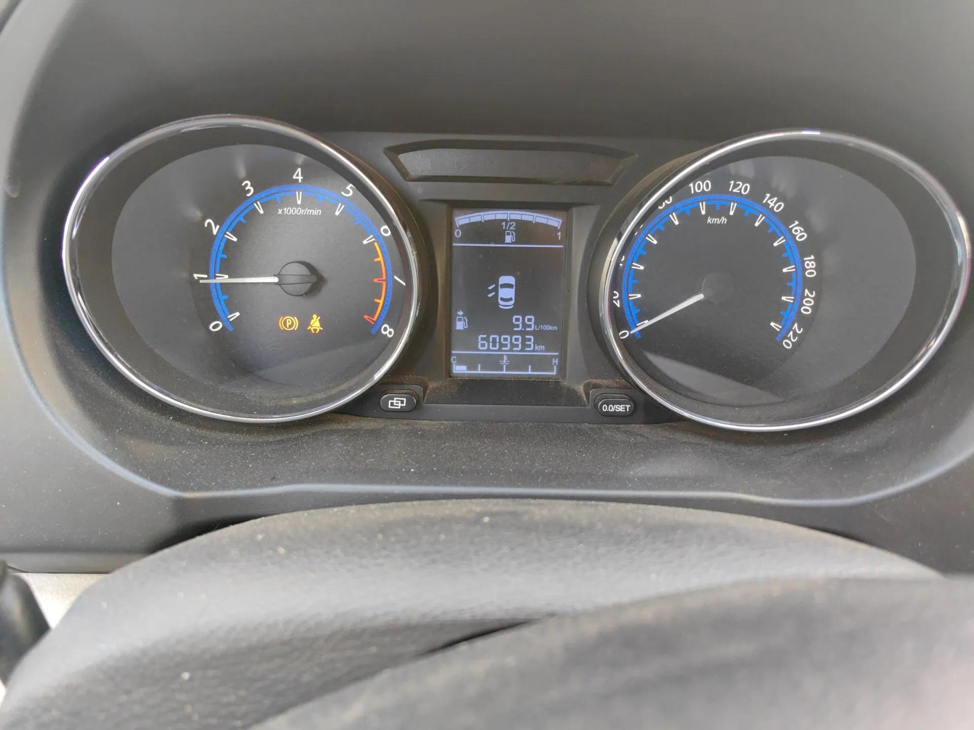 FORTHING S500 2016 1.6L Manual Luxury Model — миниатюра 13