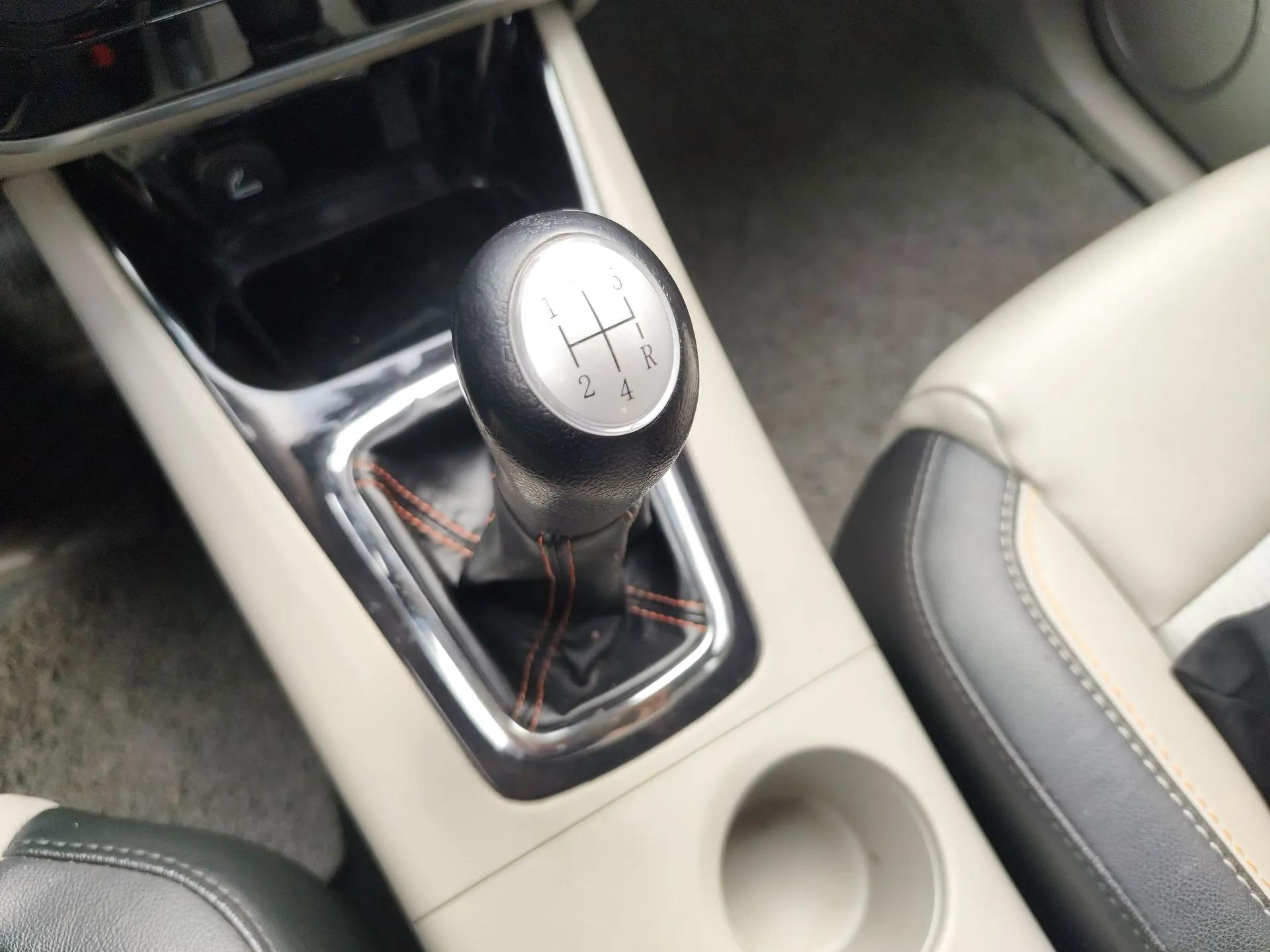 FORTHING Joyear X3 2016 1.5L Comfort Model — миниатюра 15