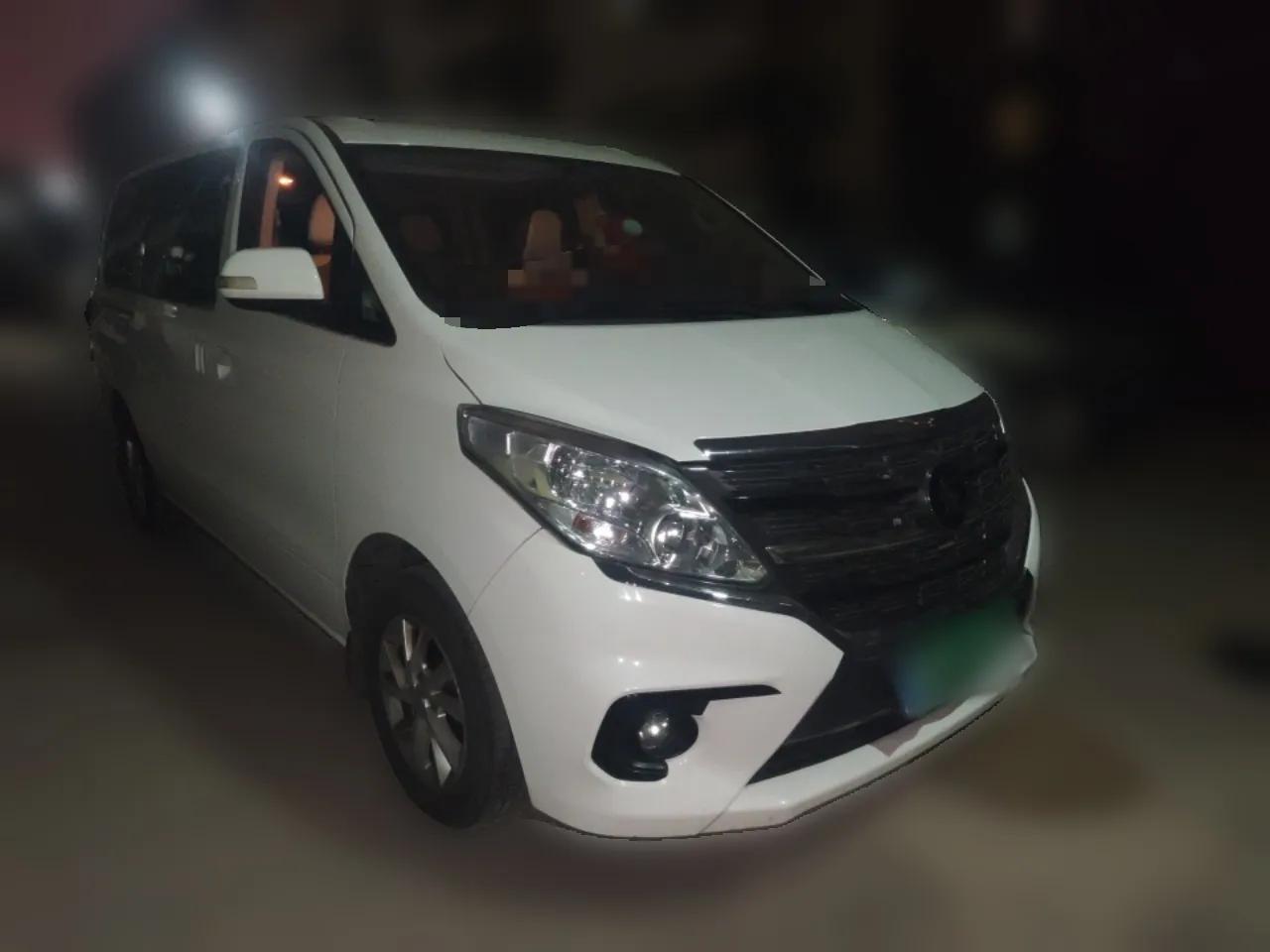 FORTHING Lingzhi PLUS 2024 1.5T Manual Luxury 7-Seater — миниатюра 3