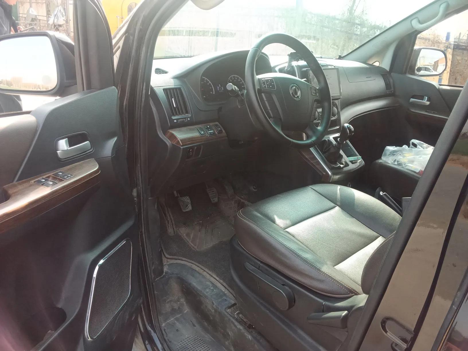 FORTHING Lingzhi PLUS 2021 2.0L Manual Luxury 7-Seater — миниатюра 17