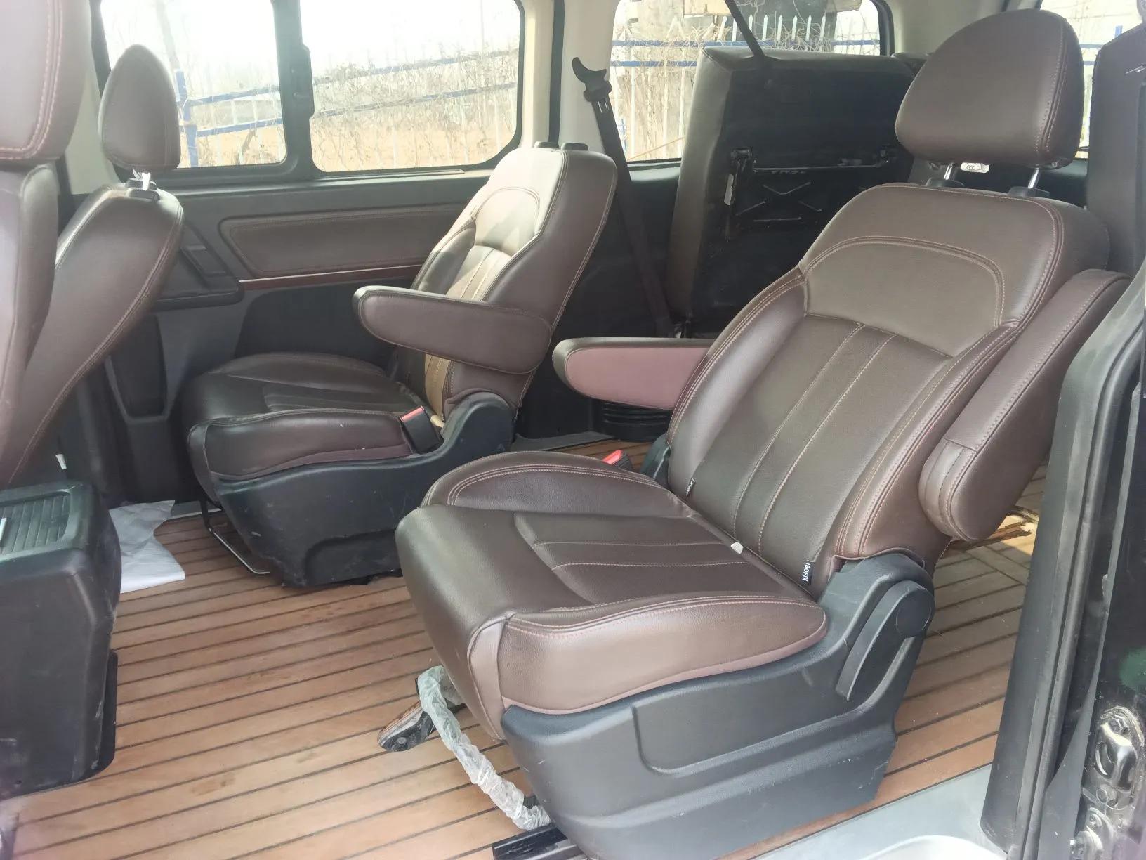 FORTHING Lingzhi PLUS 2021 2.0L Manual Luxury 7-Seater — миниатюра 18