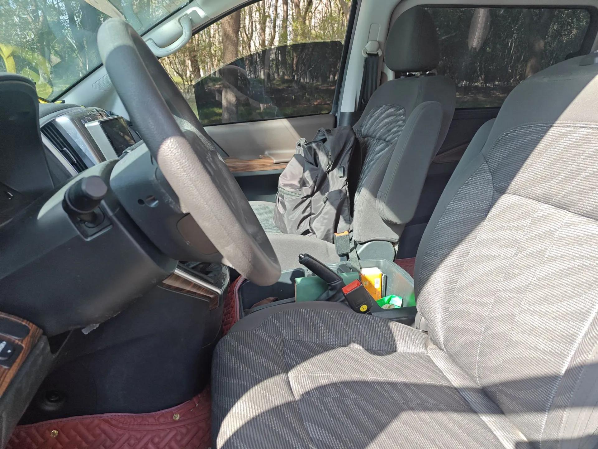 FORTHING Lingzhi PLUS 2021 2.0L Manual Comfort Version 7 Seats — миниатюра 16
