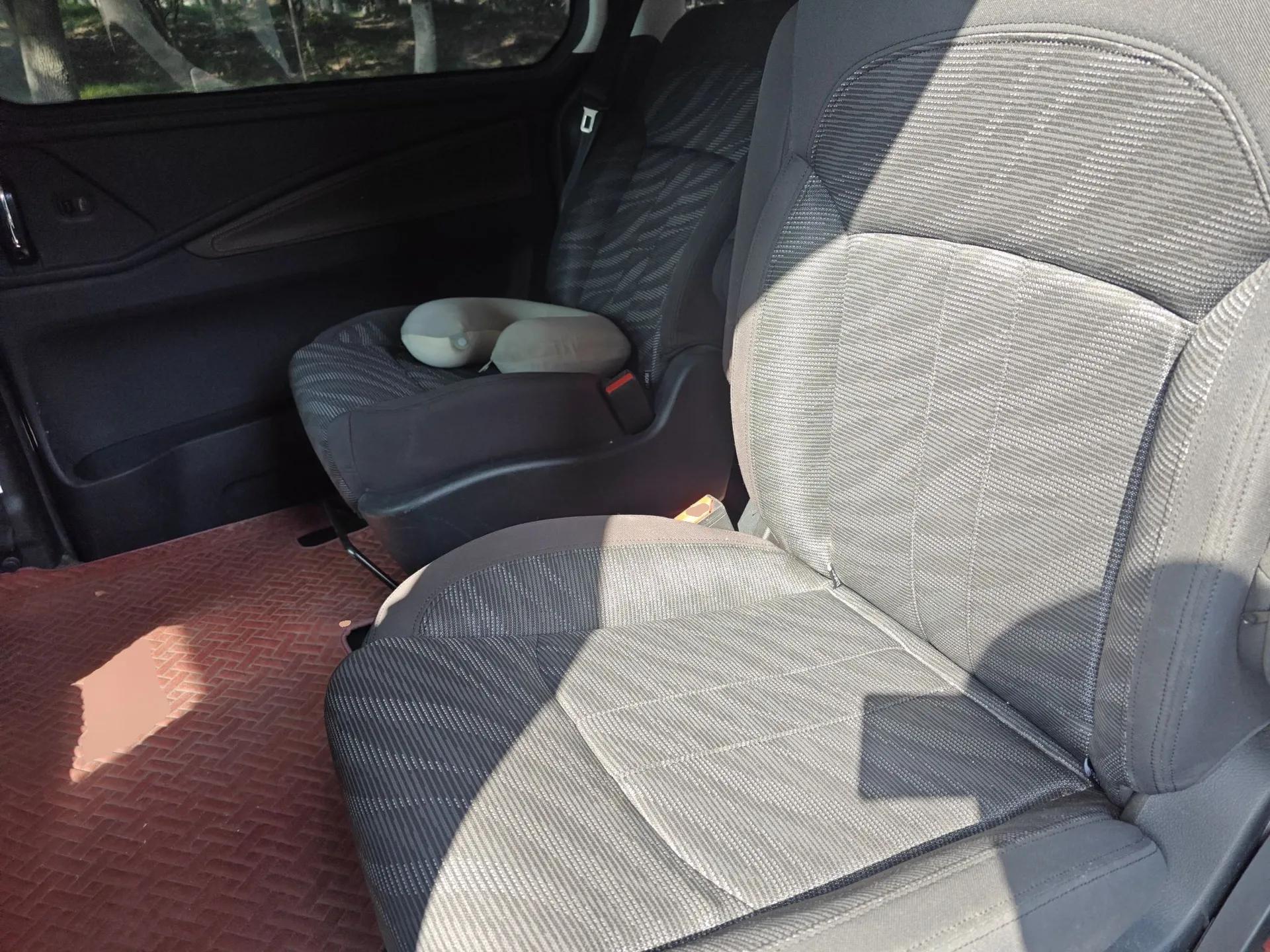 FORTHING Lingzhi PLUS 2021 2.0L Manual Comfort Version 7 Seats — миниатюра 18