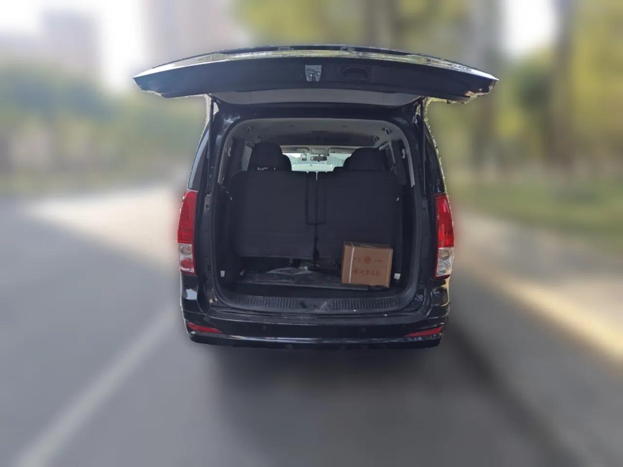 FORTHING Lingzhi PLUS 2021 2.0L Manual Comfort Version 7 Seats — миниатюра 20